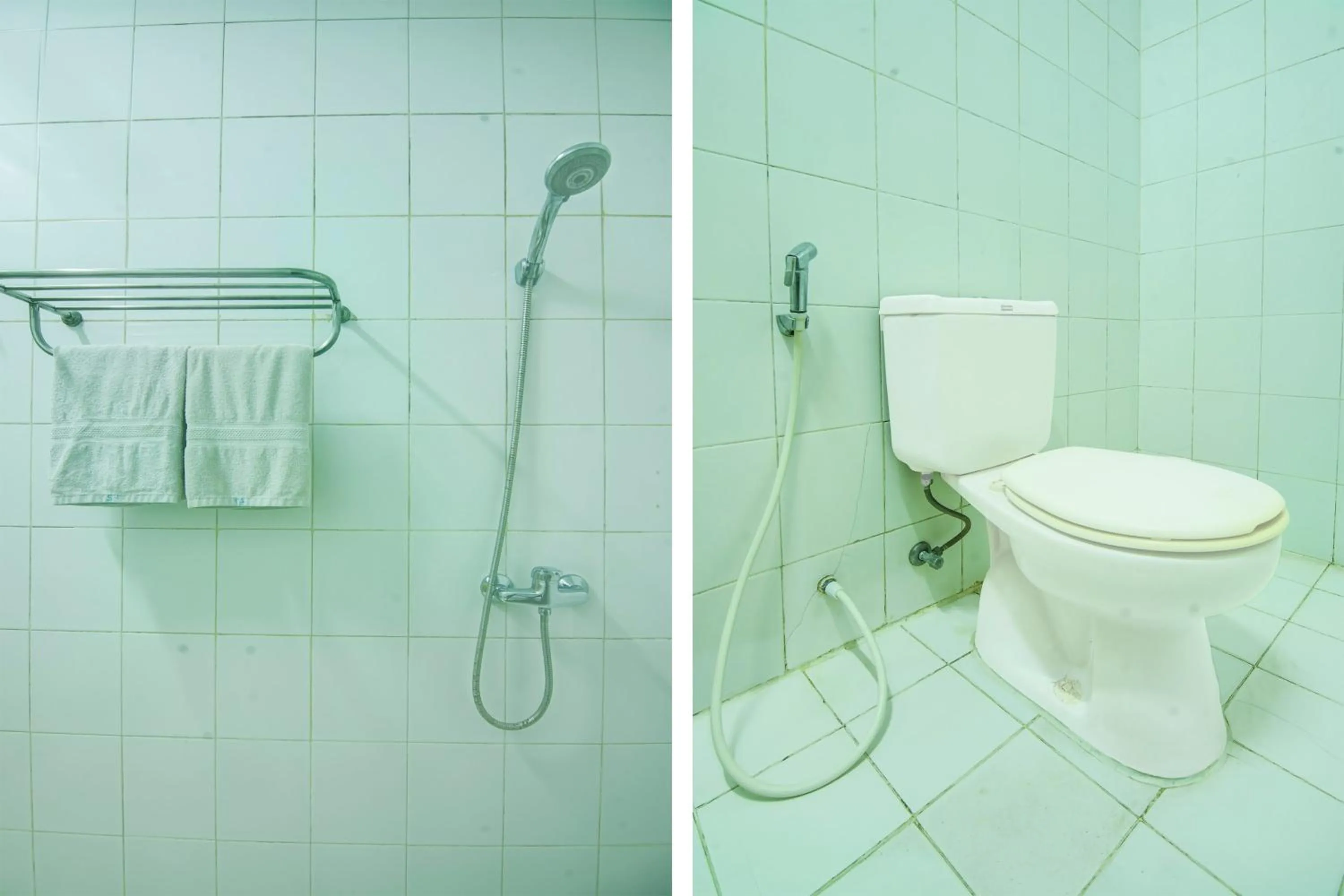 Bathroom in Hotel O Makassar near Pantai Losari formerly Hotel Tiara Sari