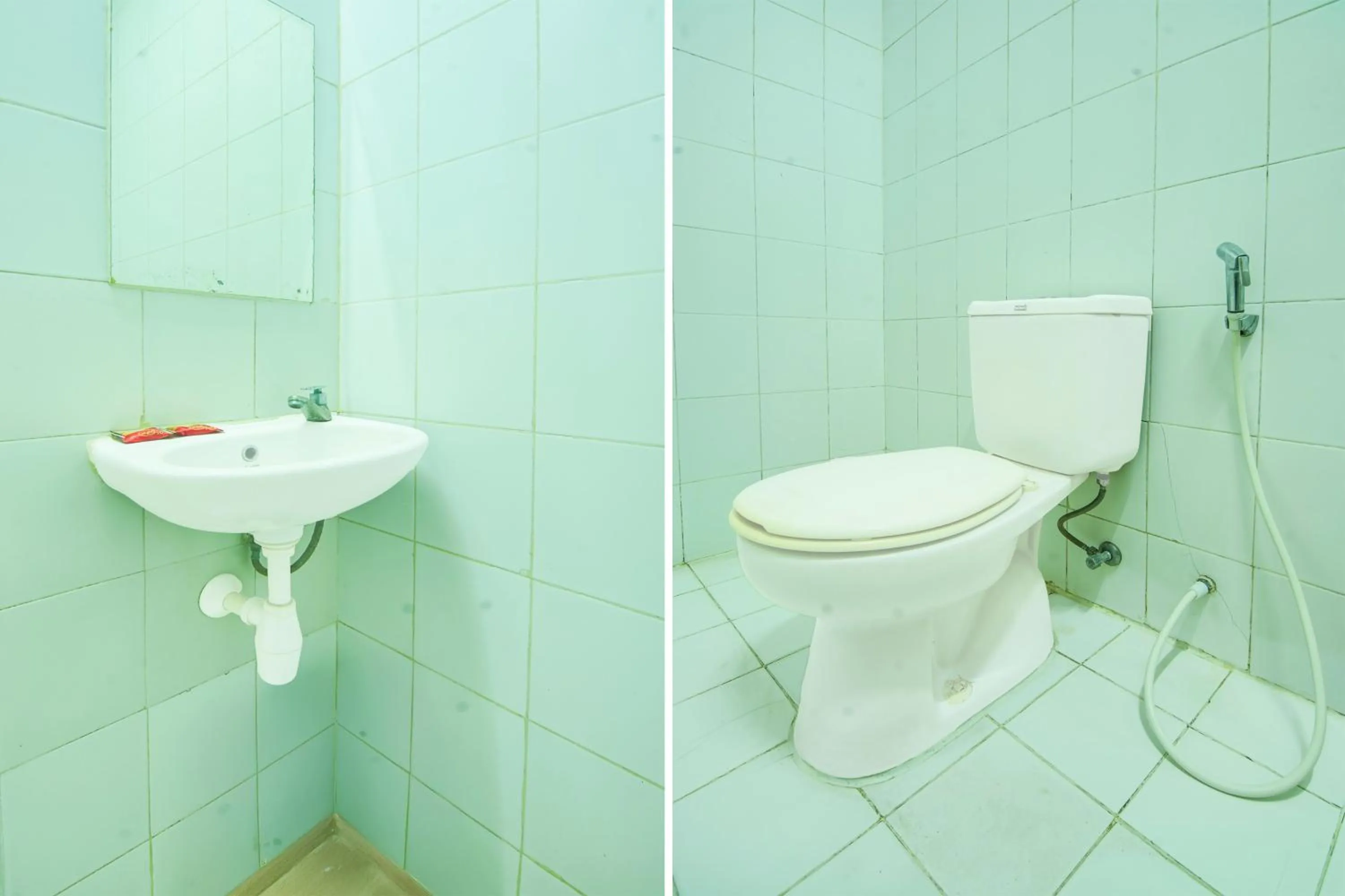 Bathroom in Hotel O Makassar near Pantai Losari formerly Hotel Tiara Sari