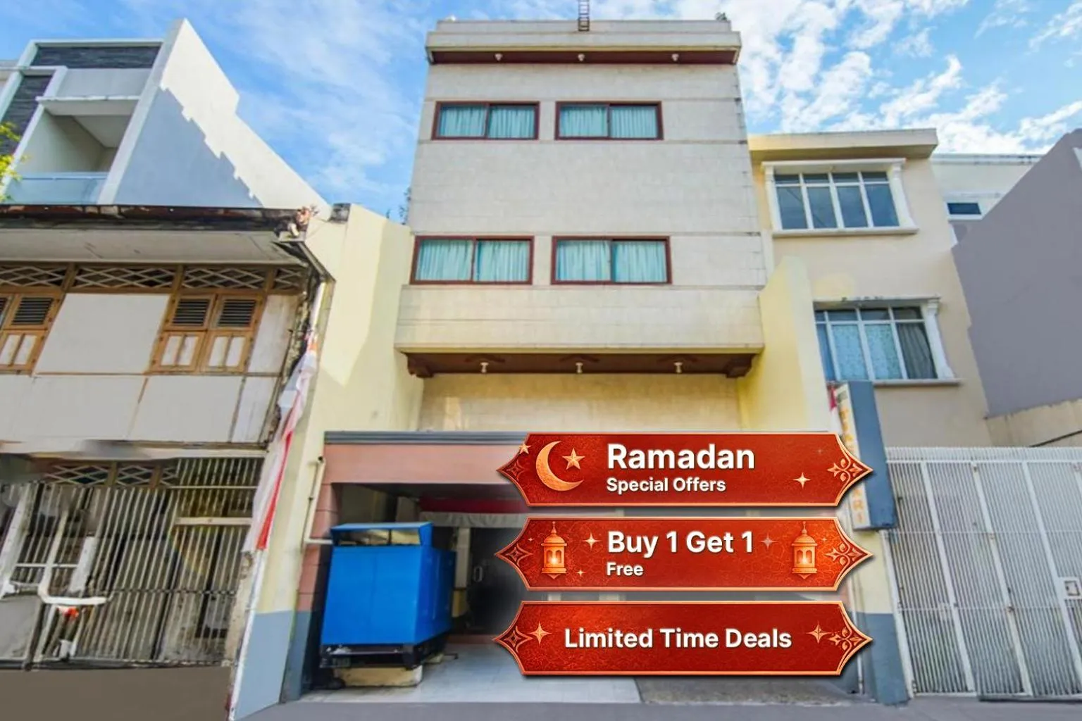 Property building in Hotel O Makassar near Pantai Losari formerly Hotel Tiara Sari