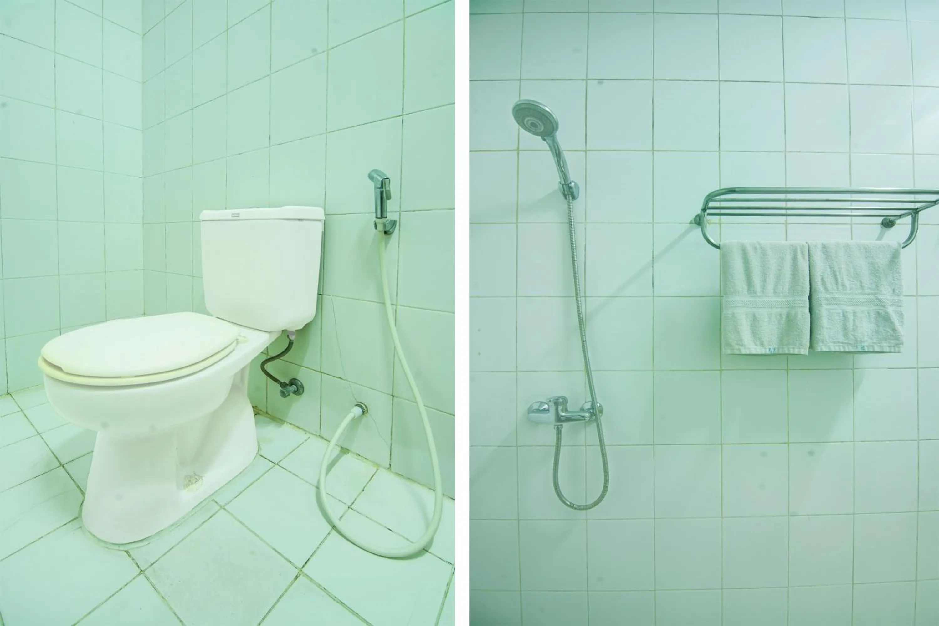 Bathroom in Hotel O Makassar near Pantai Losari formerly Hotel Tiara Sari