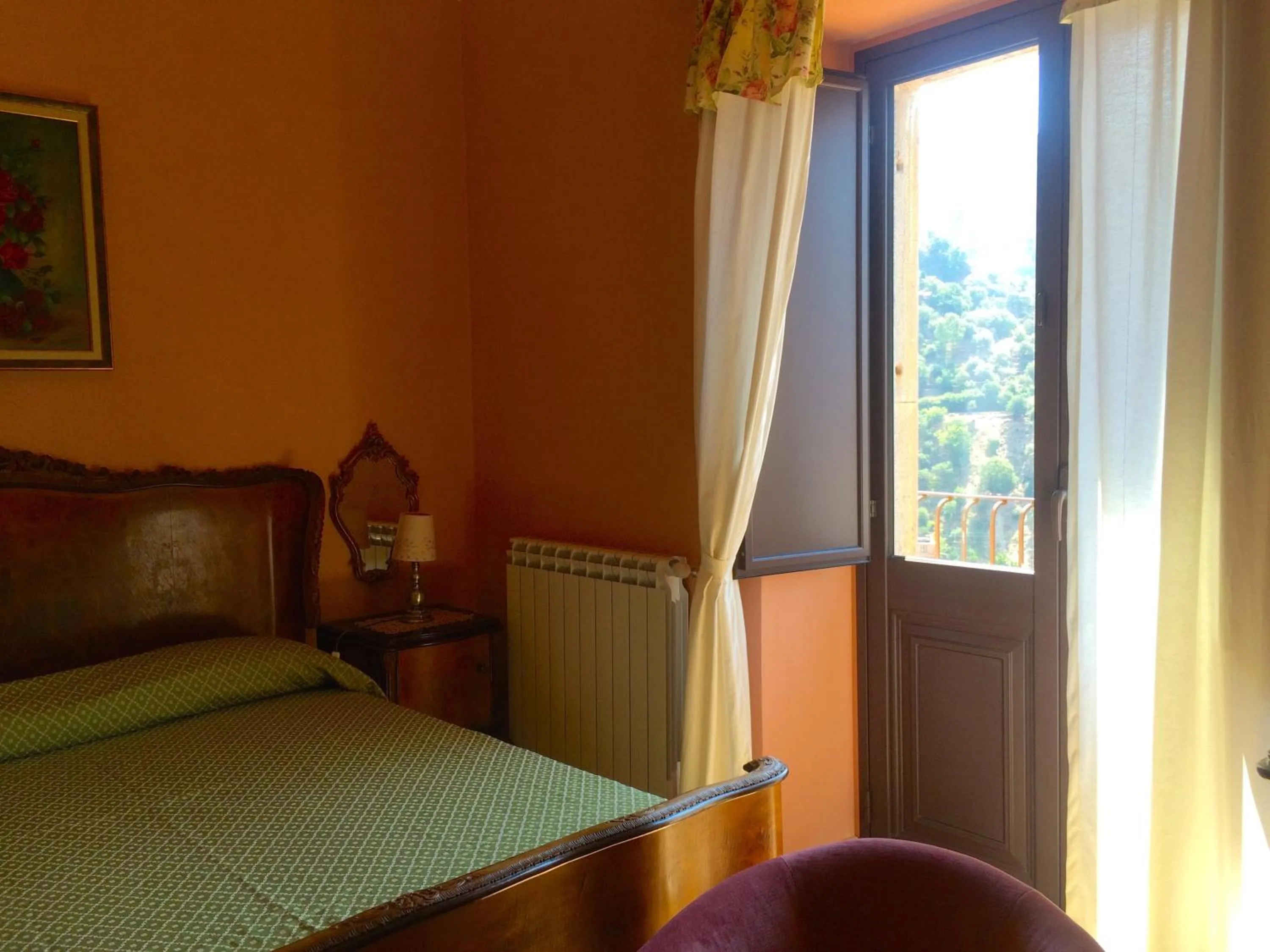 Bedroom, Bed in Palazzo Cutrufelli