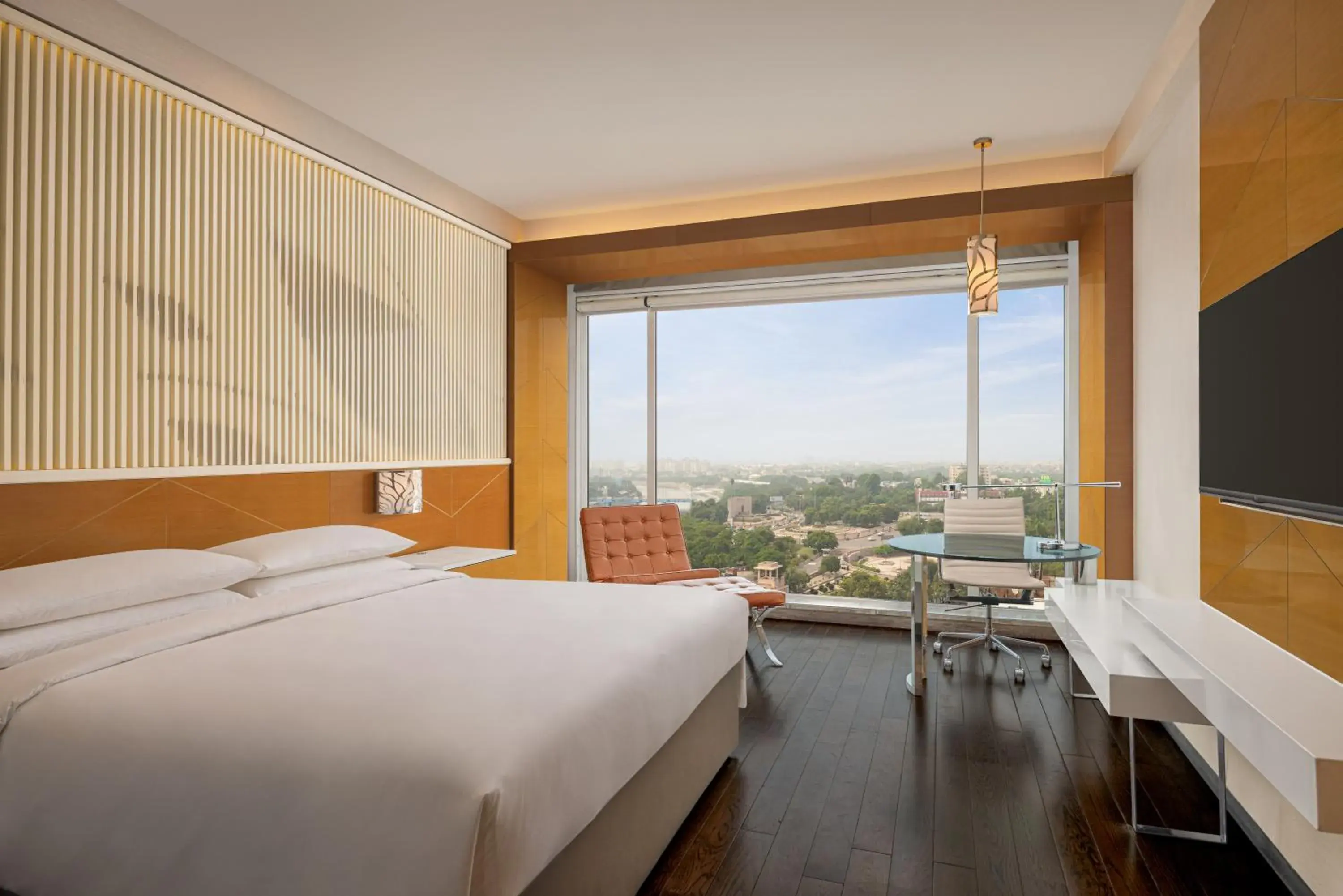 1 King Bed, High Floor - single occupancy - 10th and above, Guest Room (Cocktail Hours from 5-7 PM) Complimentary 4 pints of beer on arrival (per stay, per room) in Renaissance Lucknow Hotel, Gomti Nagar 1 King Bed, High Floor - single occupancy - 10th and above, Guest Room (Cocktail Hours from 5-7 PM) Complimentary 4 pints of beer on arrival (per stay, per room) in Renaissance Lucknow Hotel, Gomti Nagar