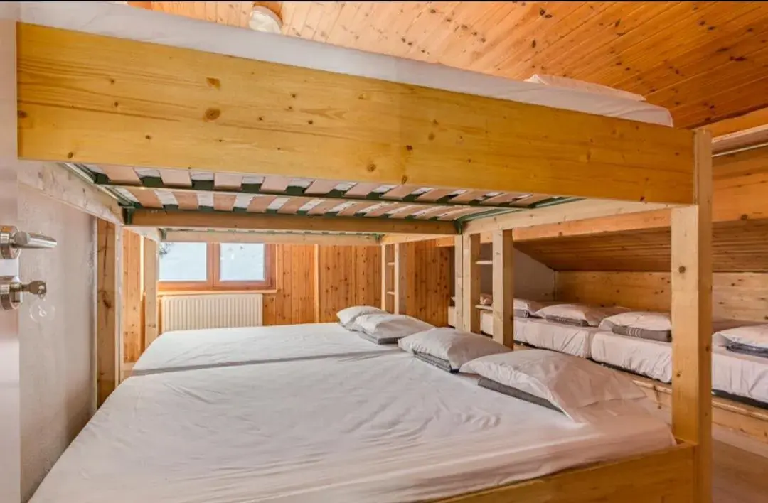 Mixed Dormitory Room in Refuge Le Marcheuson Mixed Dormitory Room in Refuge Le Marcheuson