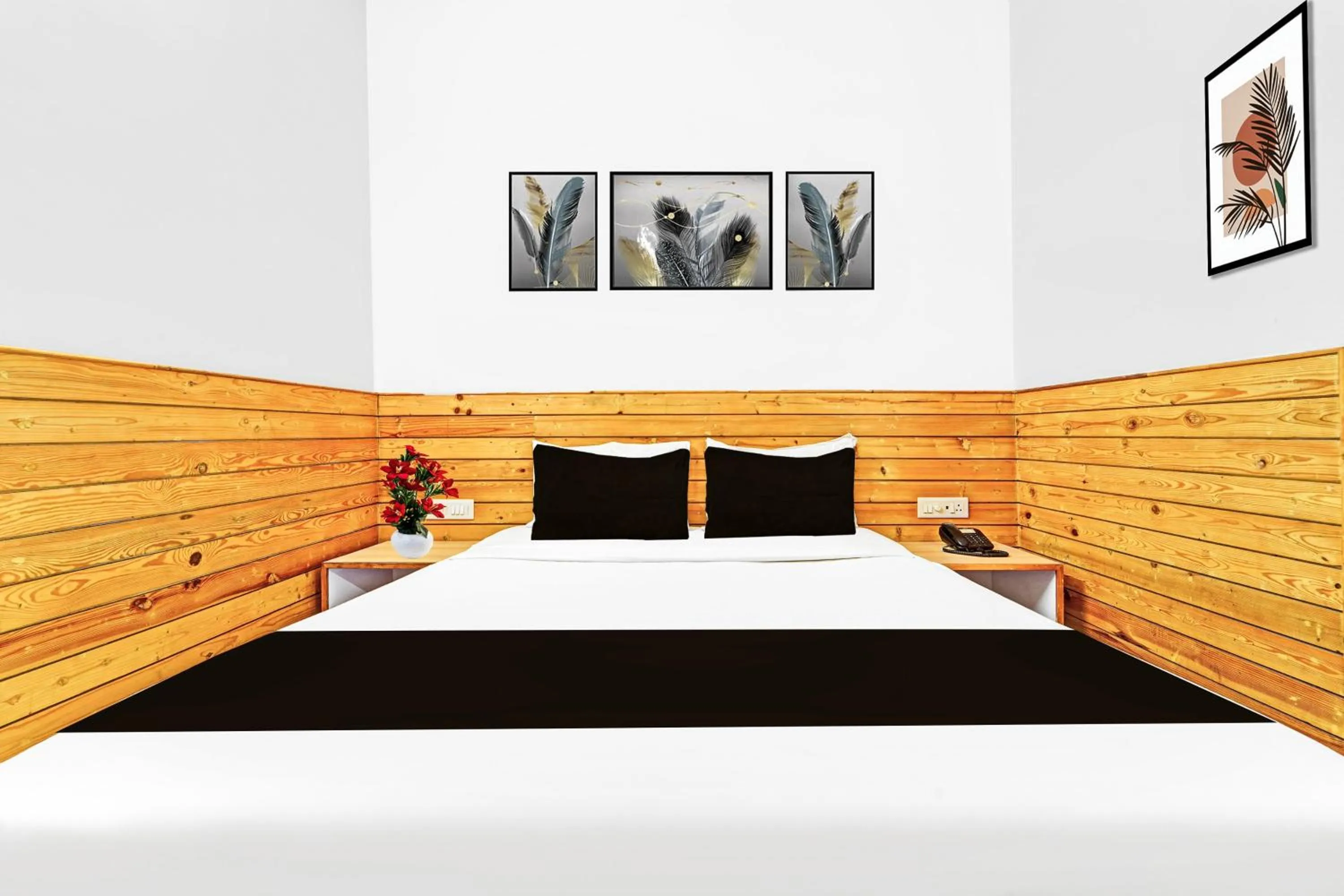 Bedroom, Bed in Super Hotel O Namakkal