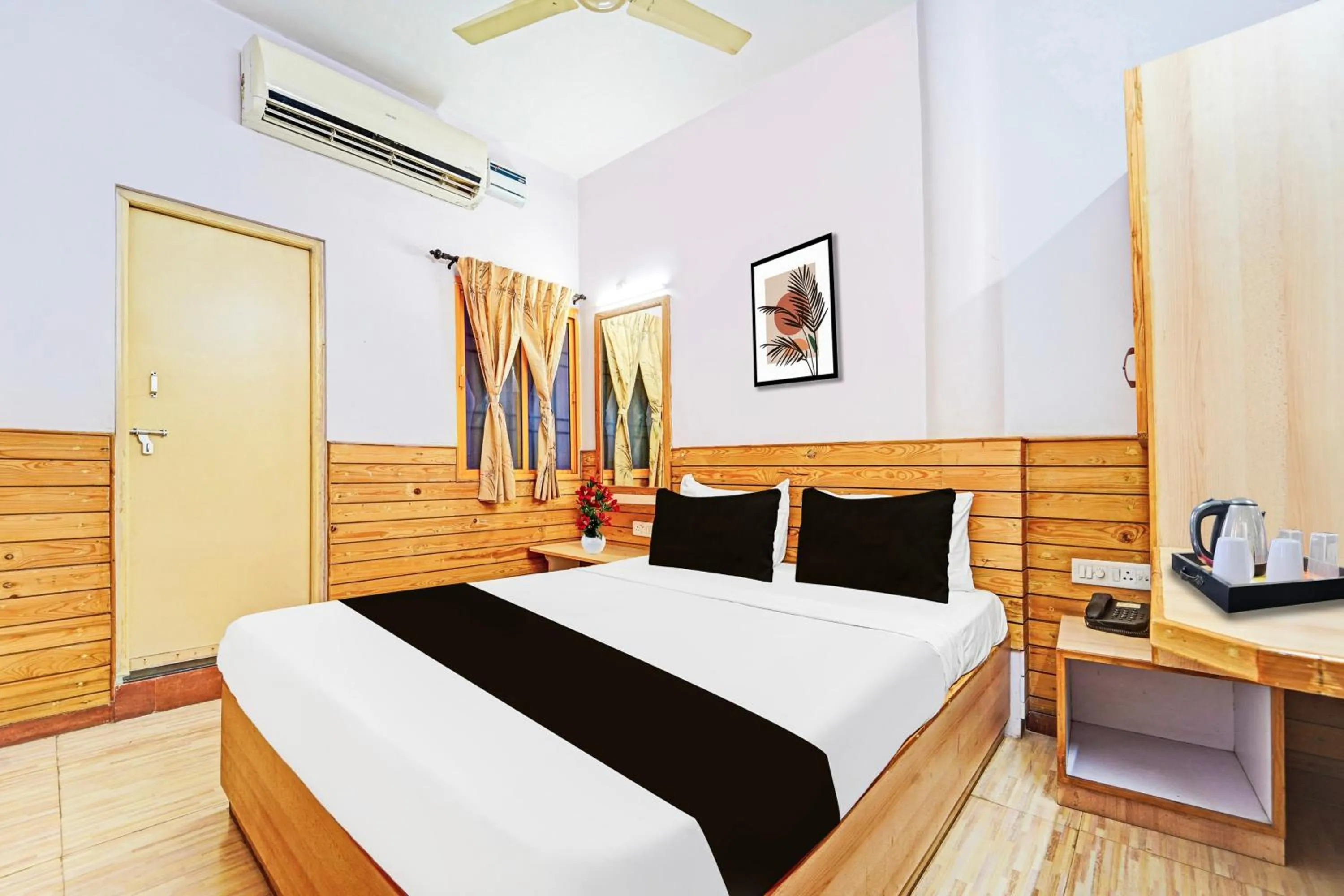Bedroom, Bed in Super Hotel O Namakkal