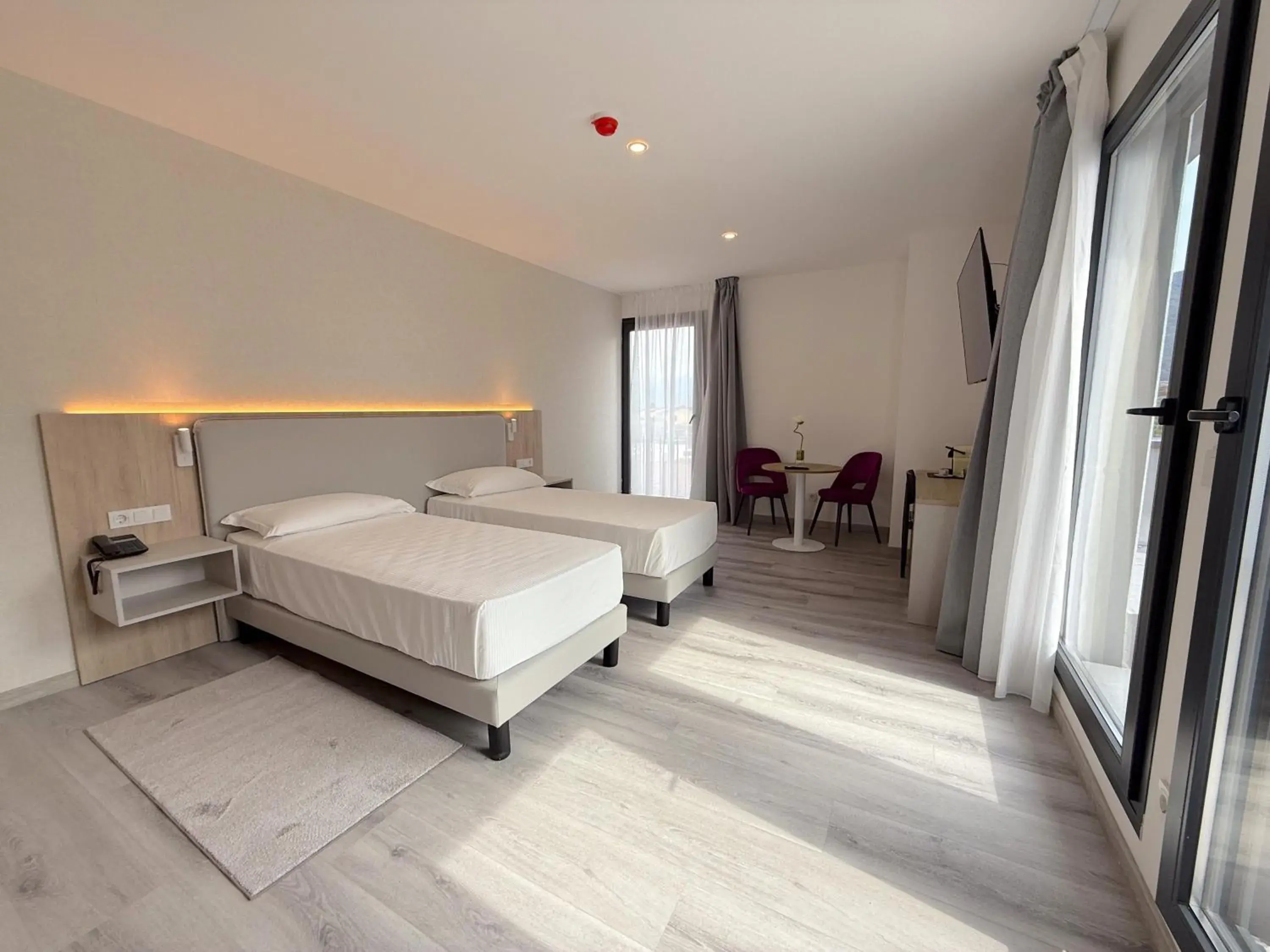Double or Twin Room in Lake & More Suite Hotel Double or Twin Room in Lake & More Suite Hotel
