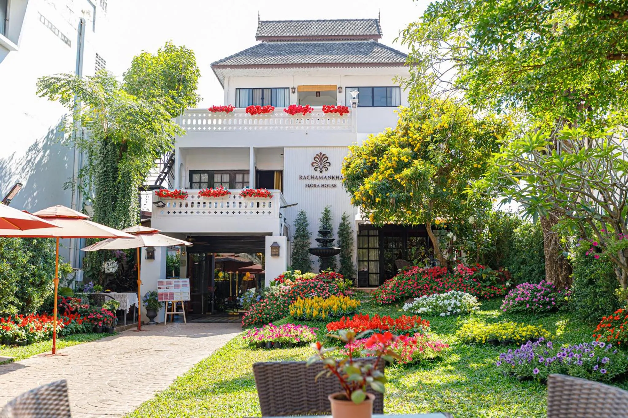 Rachamankha Flora House