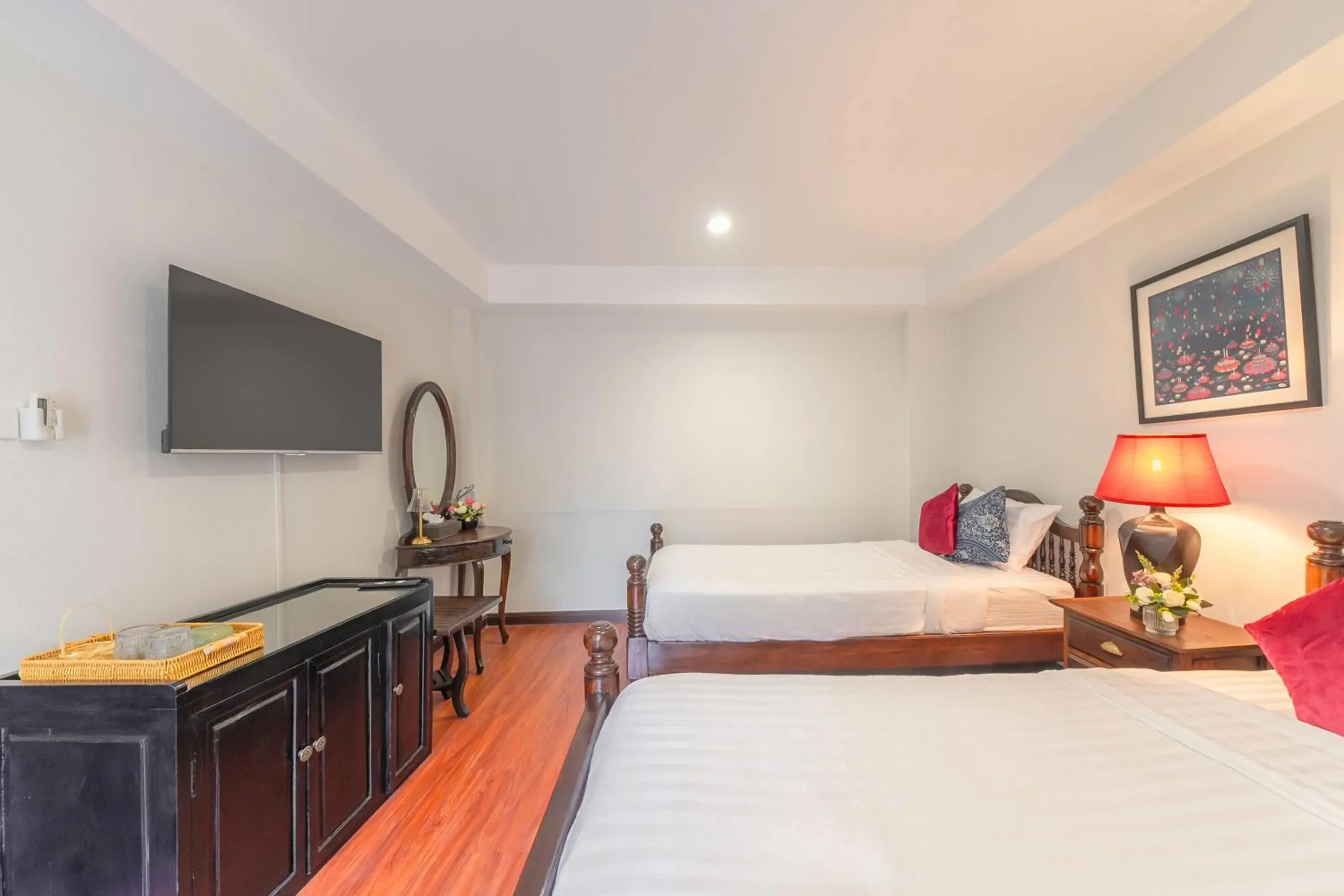 Twin Room with Balcony in Rachamankha Flora House Twin Room with Balcony in Rachamankha Flora House