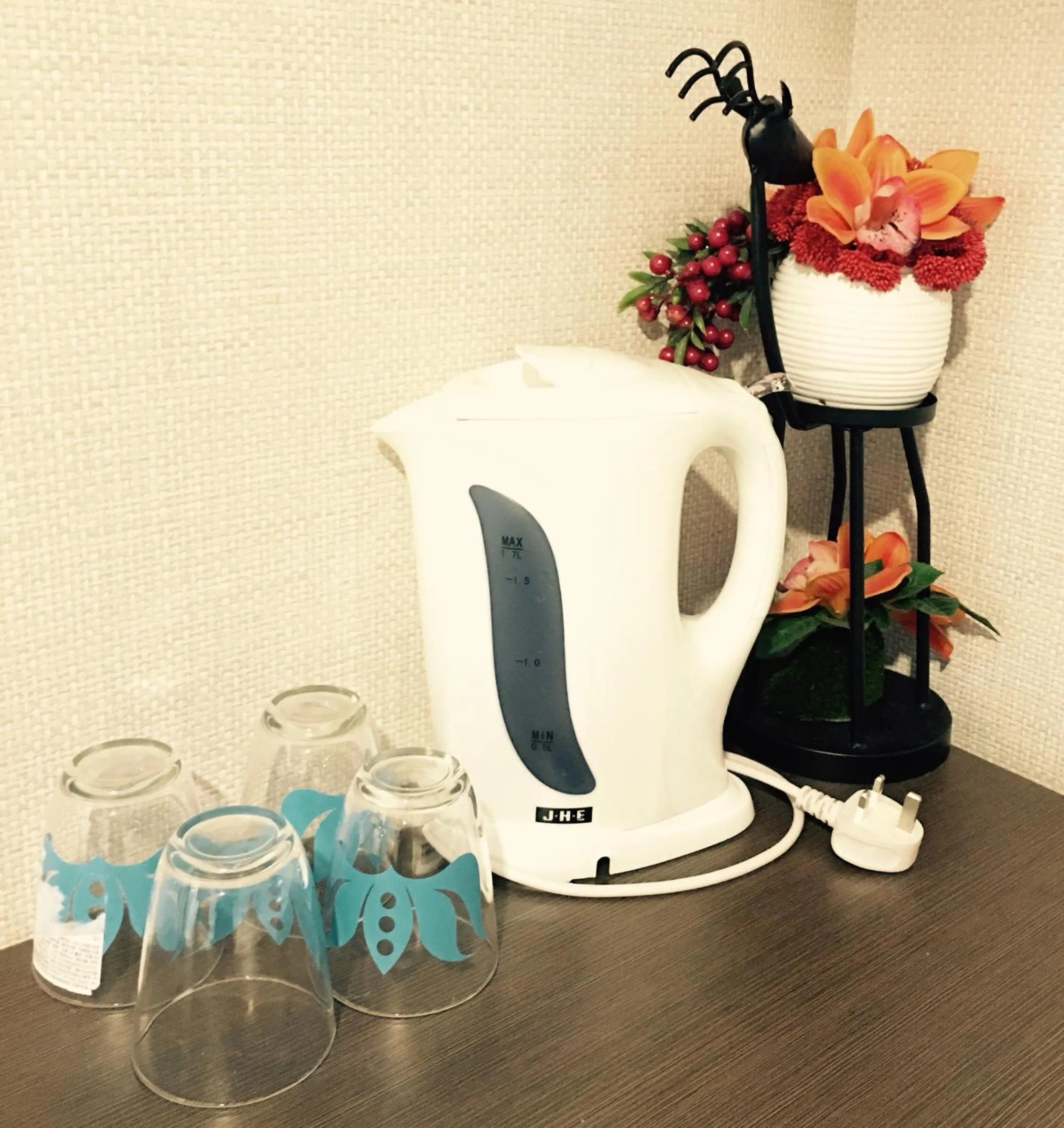 Kitchen or kitchenette in Seasons Hotel