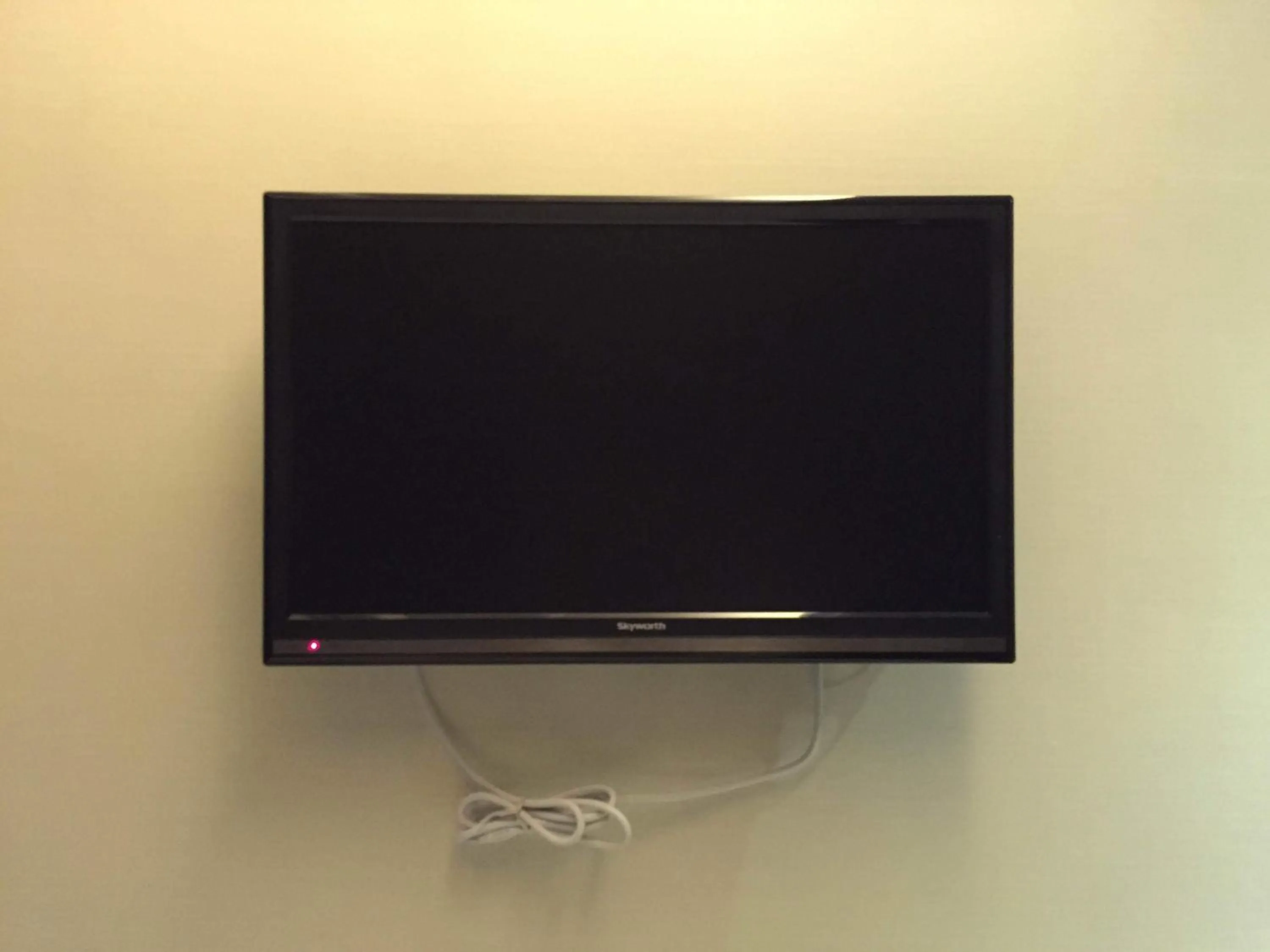 TV and multimedia in Seasons Hotel