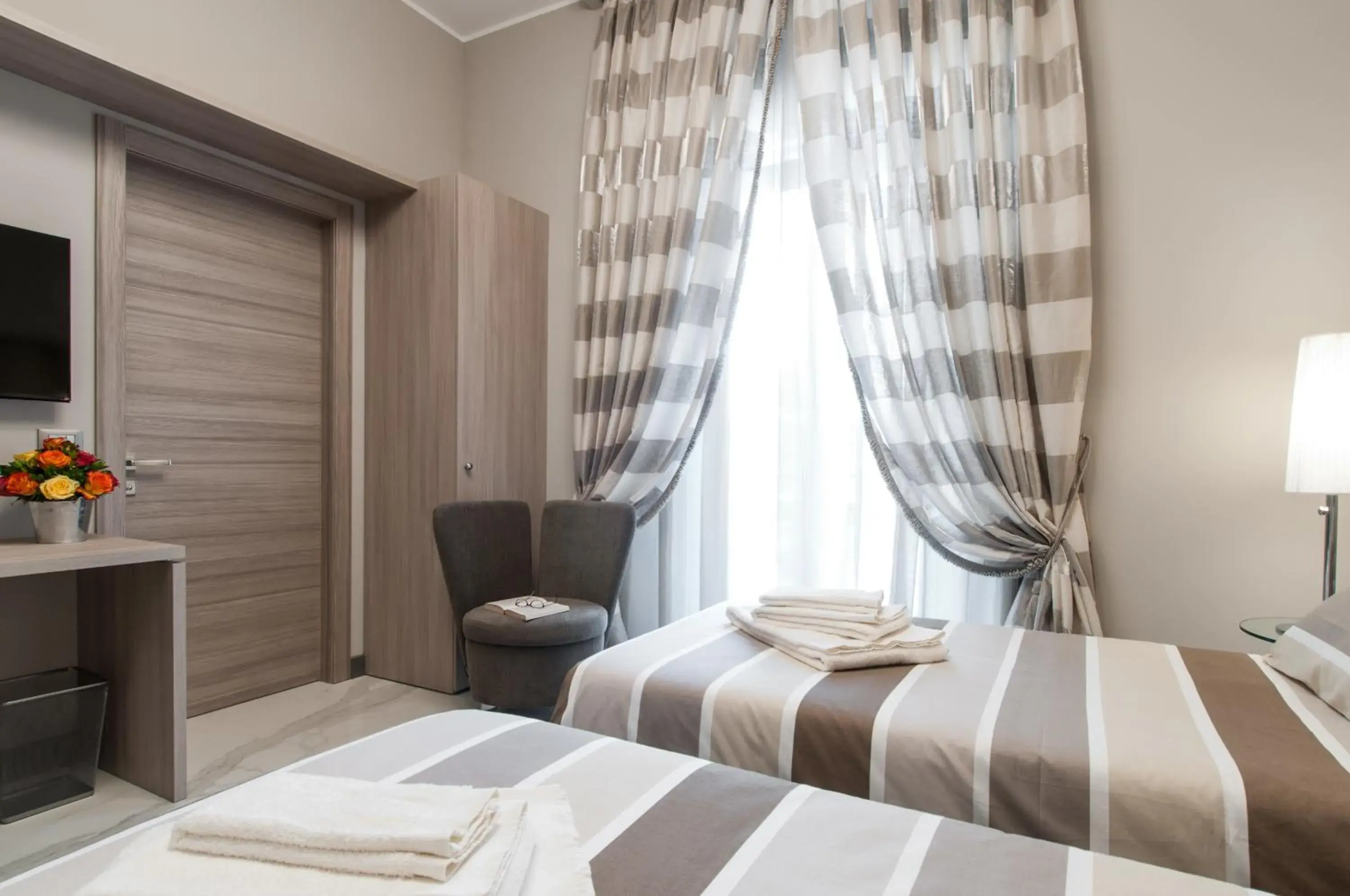 Deluxe Twin Room in Brera Prestige B&B Deluxe Twin Room in Brera Prestige B&B