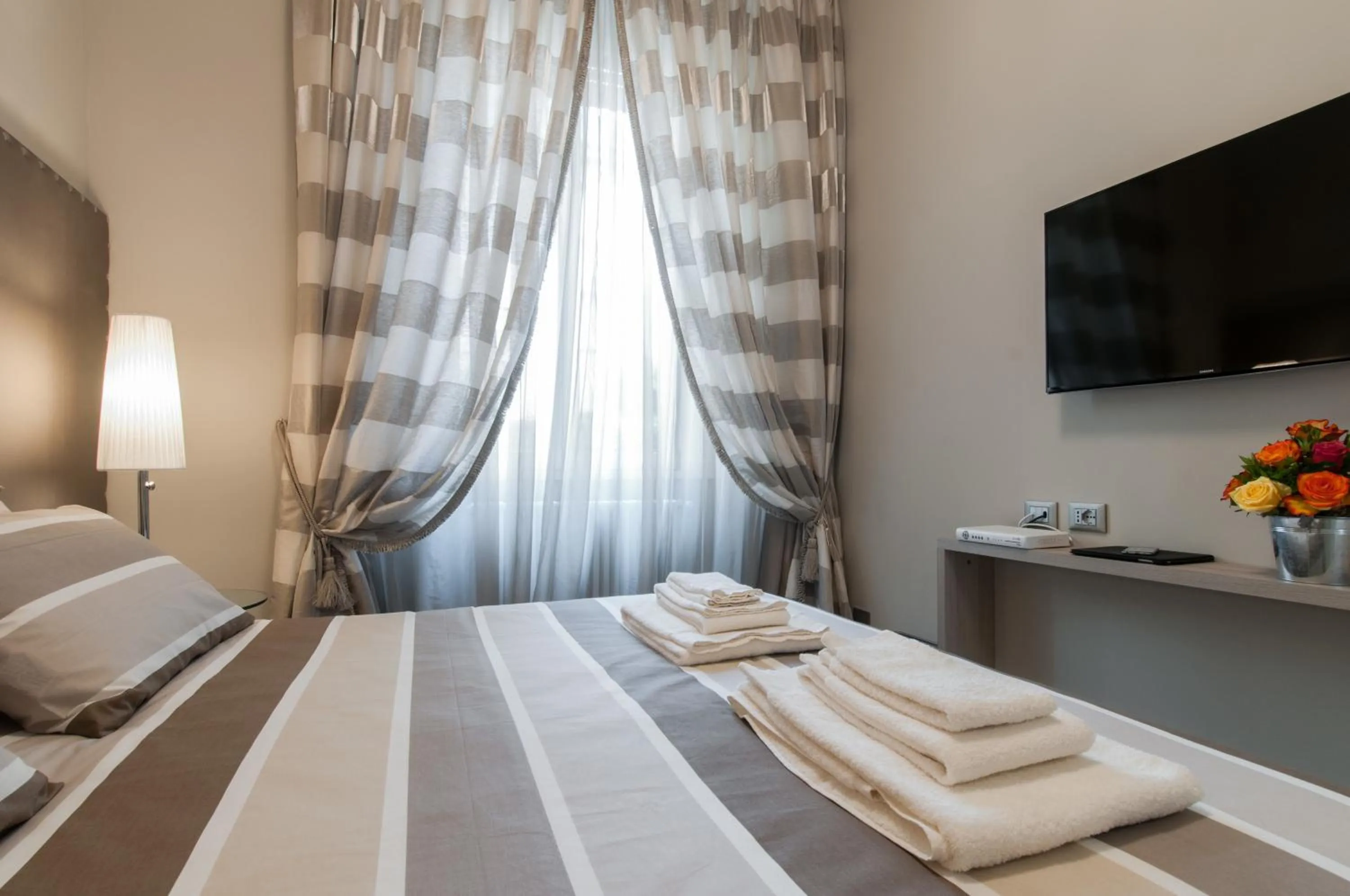 Photo of the whole room, Bed in Brera Prestige B&B