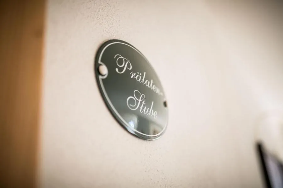 Property logo or sign in Hotel Schloss Leitheim