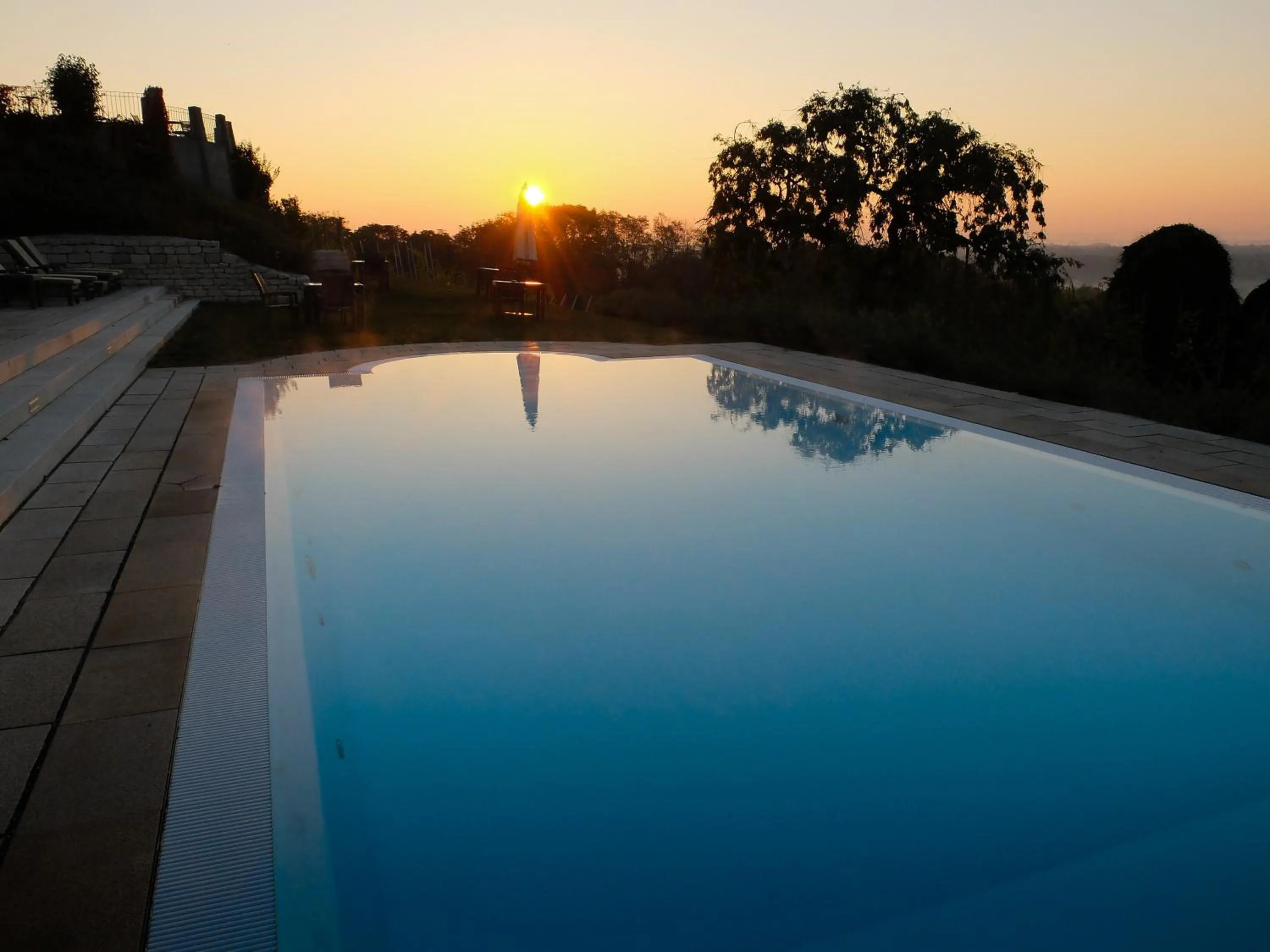 Swimming pool in Hotel Schloss Leitheim