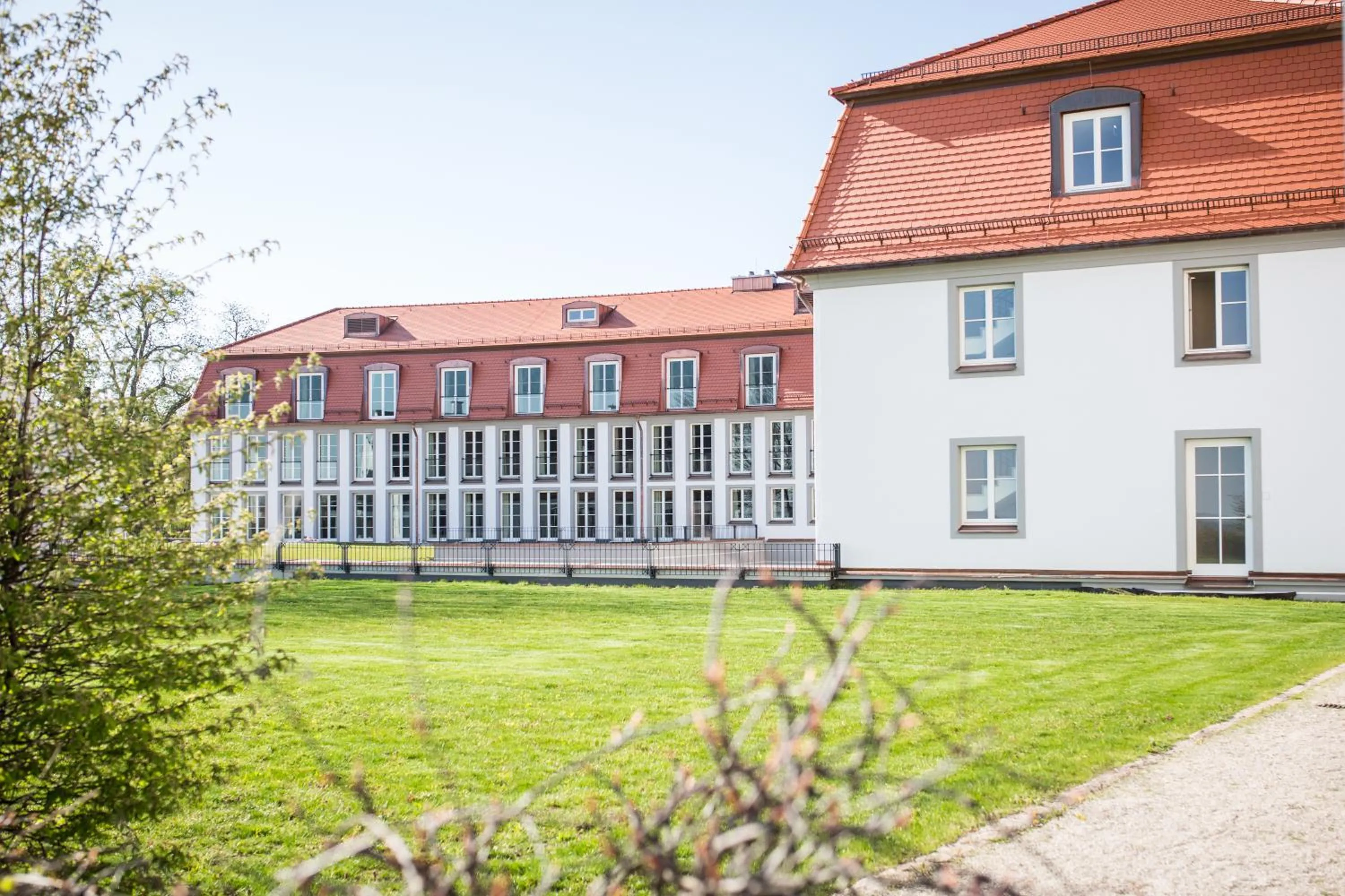 Property building in Hotel Schloss Leitheim