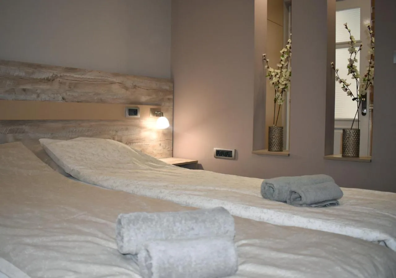 Bed in Apartmani Zrenjanin