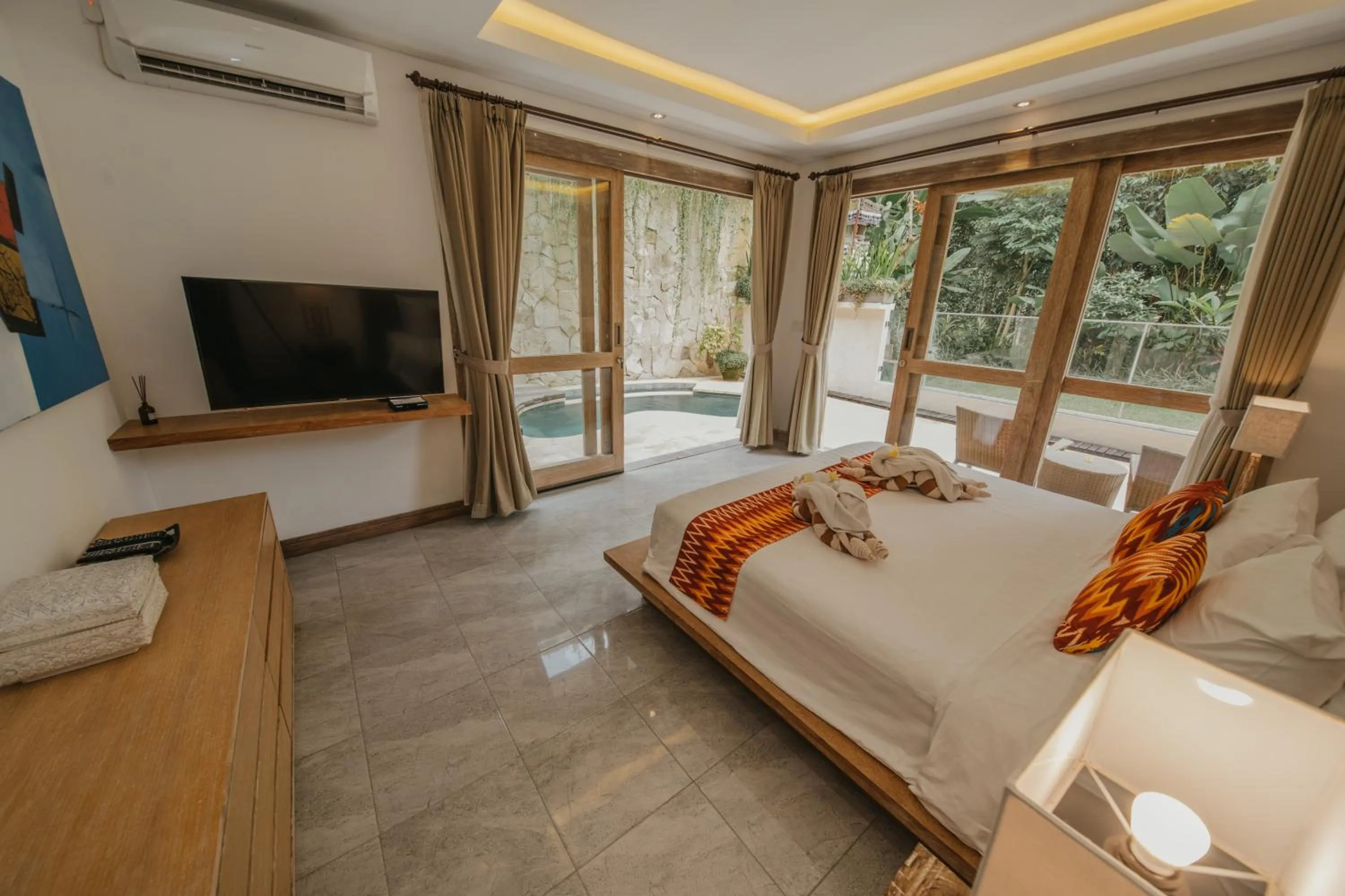 Bed in La-Meli Villas Ubud