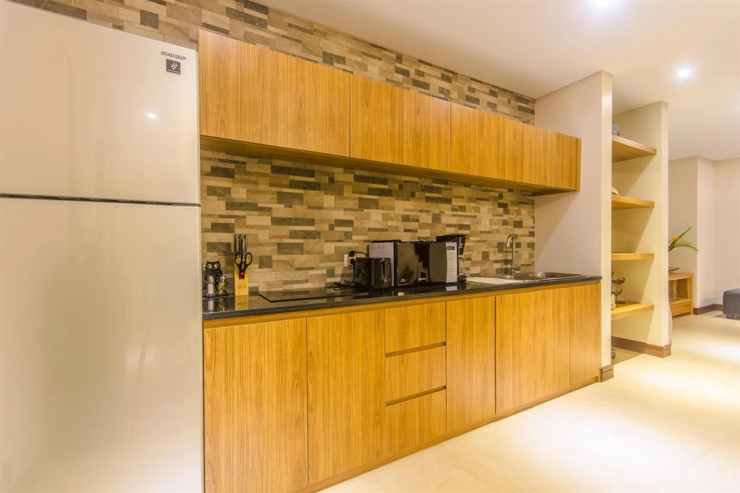 Kitchen or kitchenette in La-Meli Villas Ubud