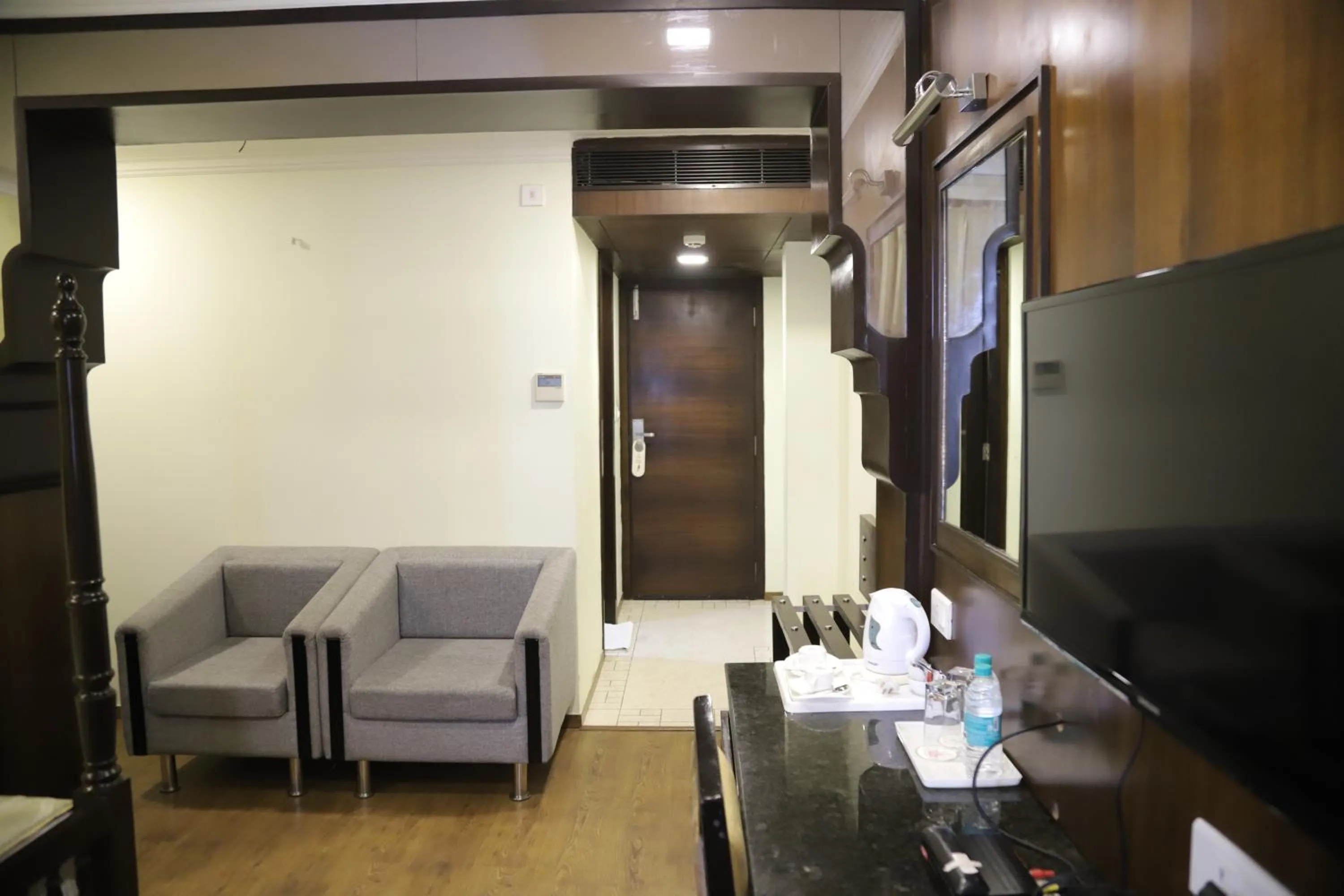 TV and multimedia in The Gandhi International