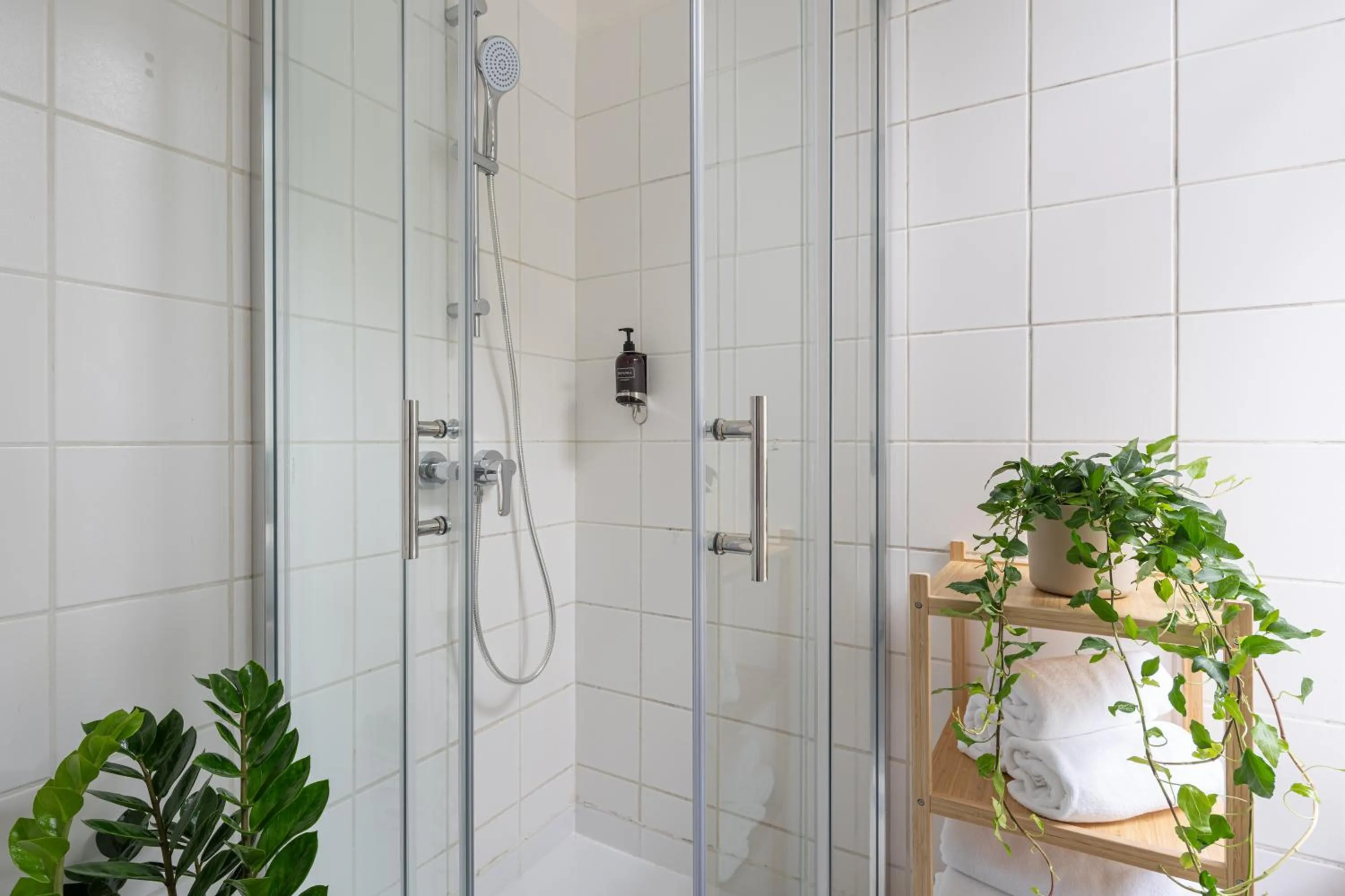 Bathroom in Hotel Botanica by goodnite cz