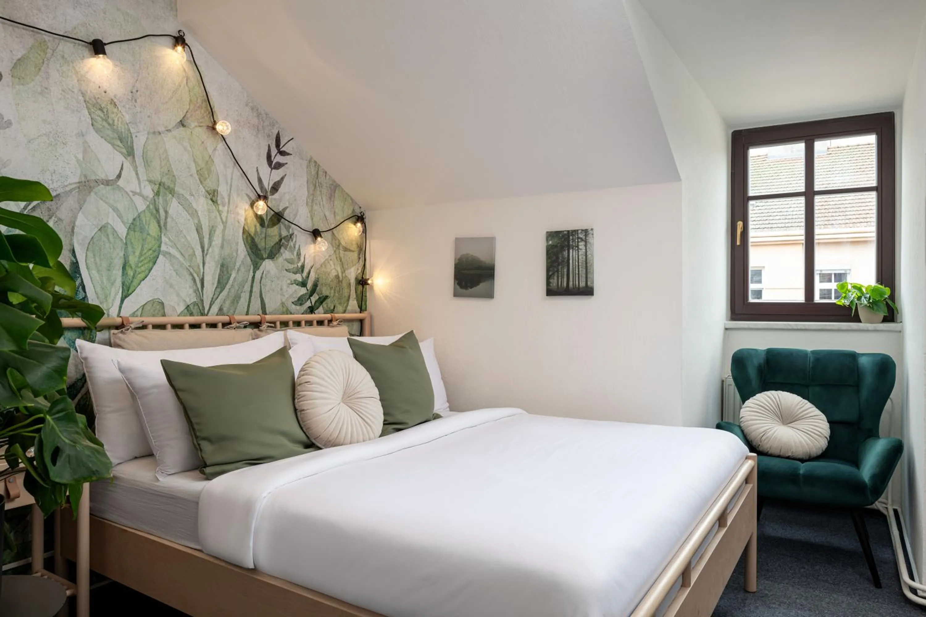 Bed in Hotel Botanica by goodnite cz