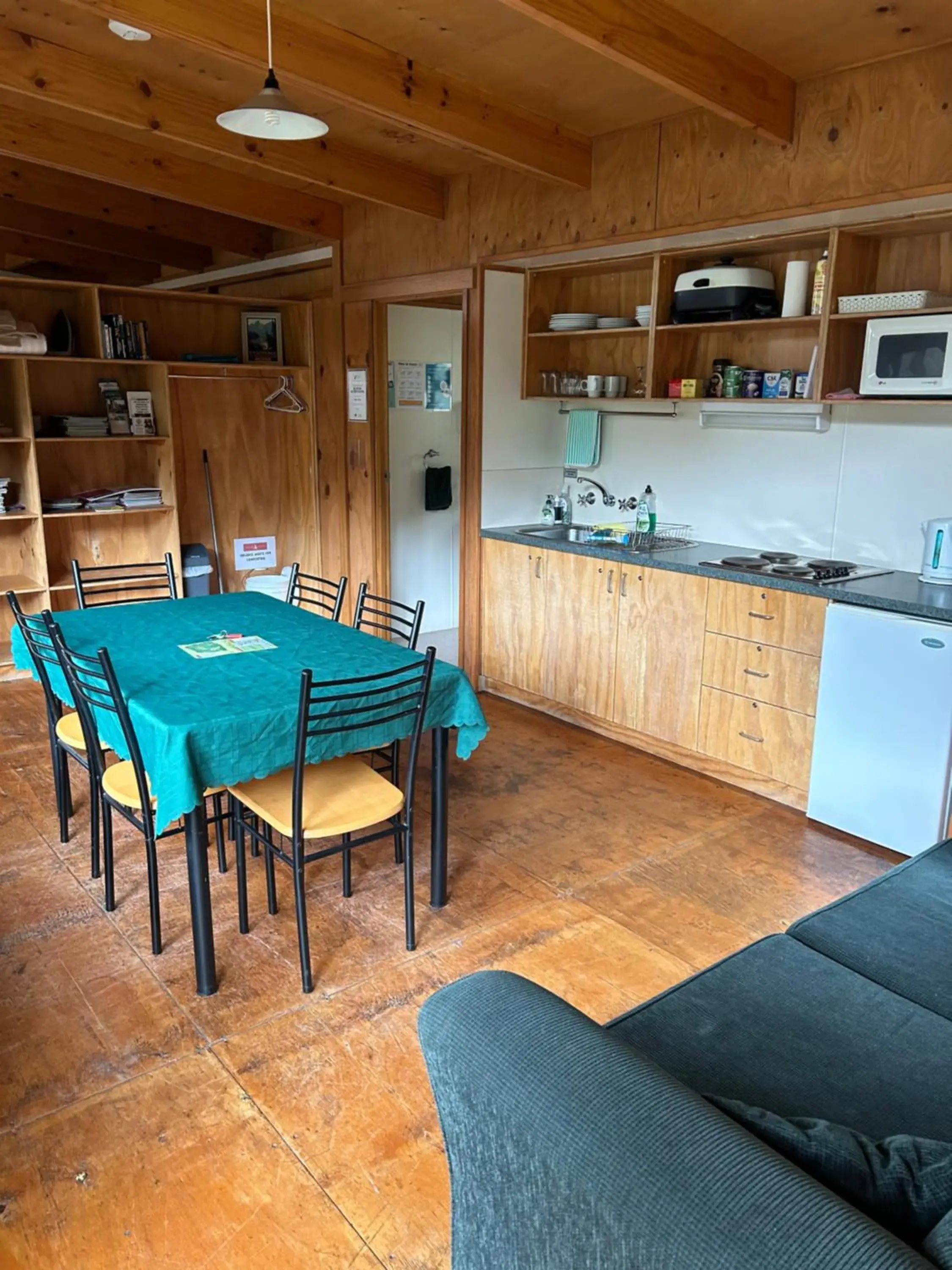 Bungalow with Garden View in Base Camp Tasmania Bungalow with Garden View in Base Camp Tasmania