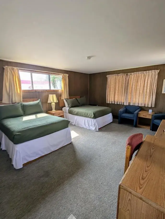 Deluxe Double Room in Cool City Motel Deluxe Double Room in Cool City Motel