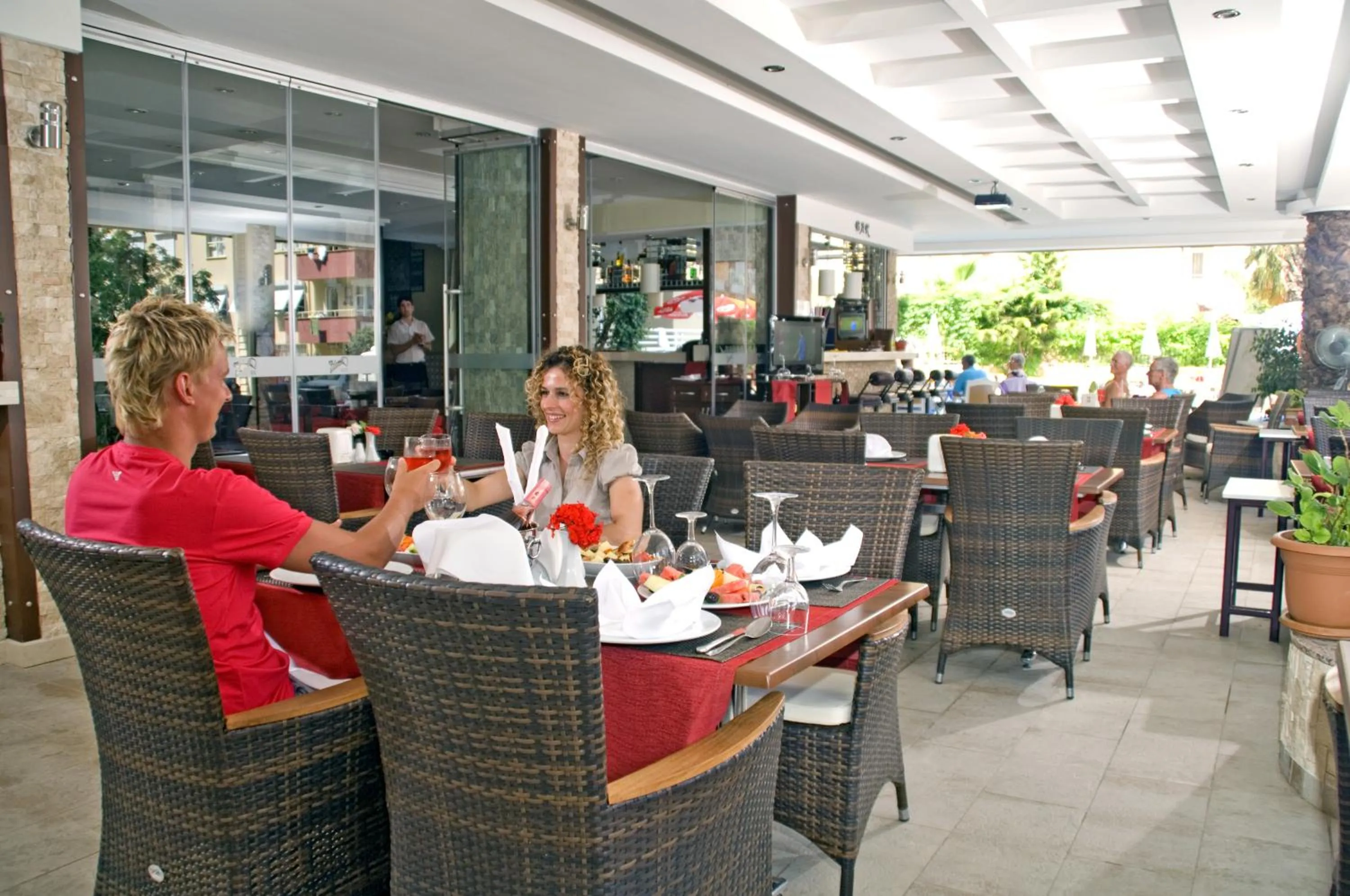 Restaurant/places to eat in My Home Apart