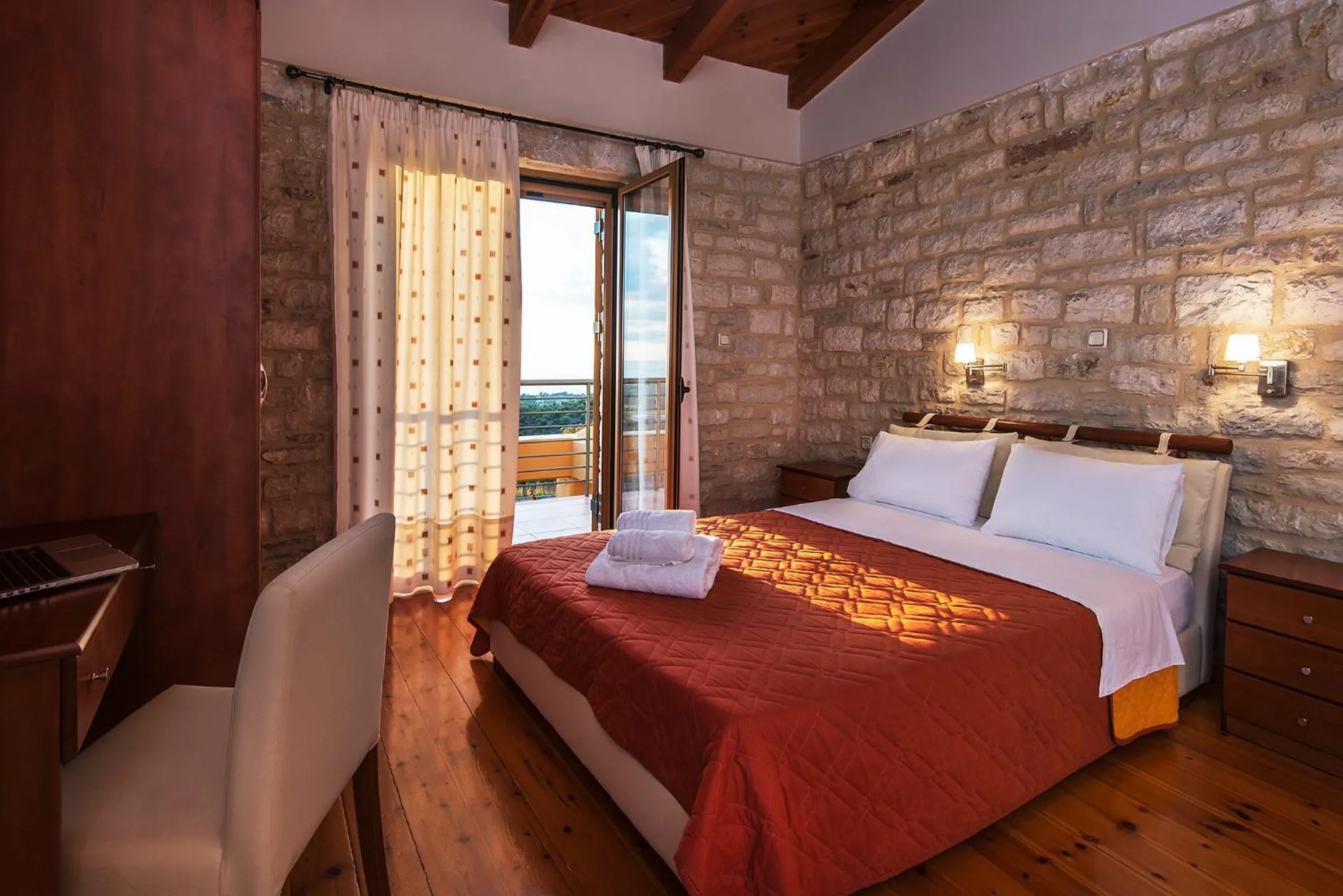 One-Bedroom House in Enastron Villas