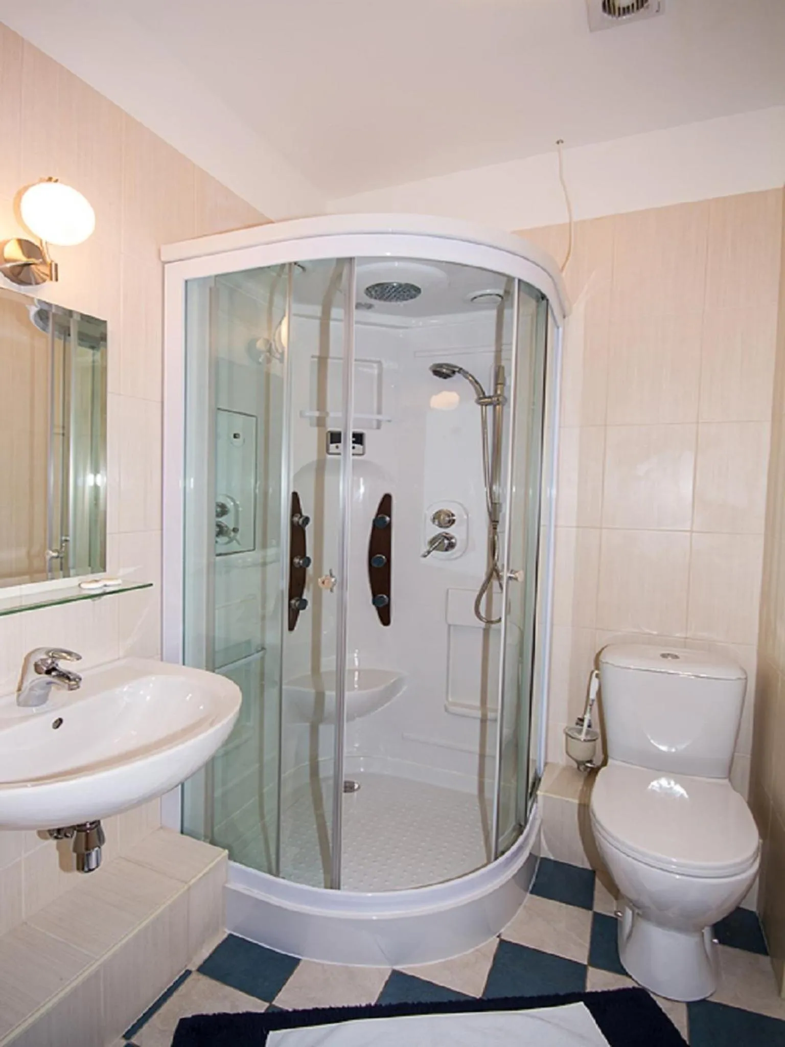 Shower in Aparte Lux Jurmala