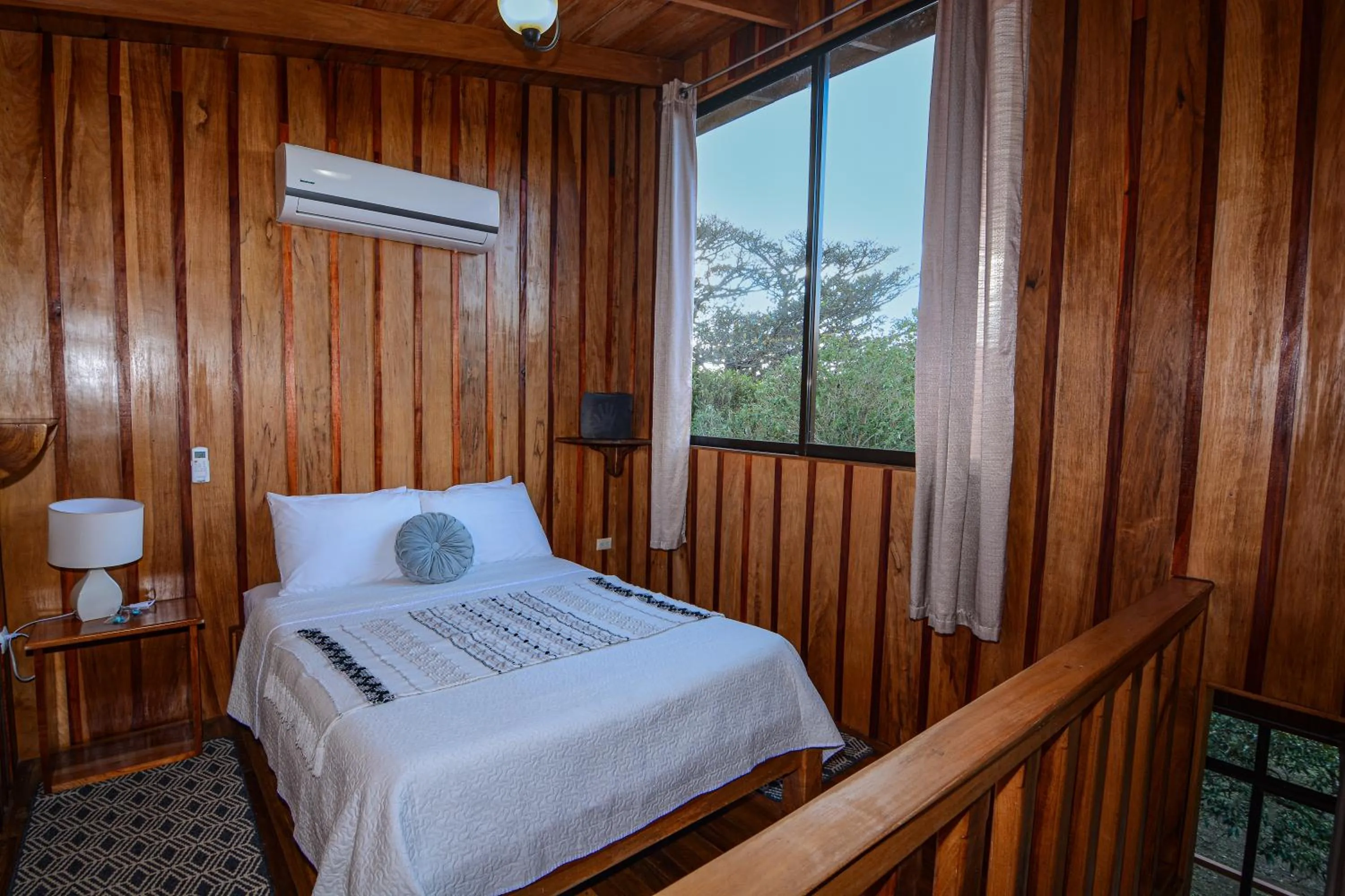 Bedroom, Bed in Las Marias Monteverde - Mountain View Cottages & Gardens