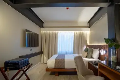 Deluxe Queen Room (Free Sunset Cruise) in Amari-The Inn at El Nido Deluxe Queen Room (Free Sunset Cruise) in Amari-The Inn at El Nido