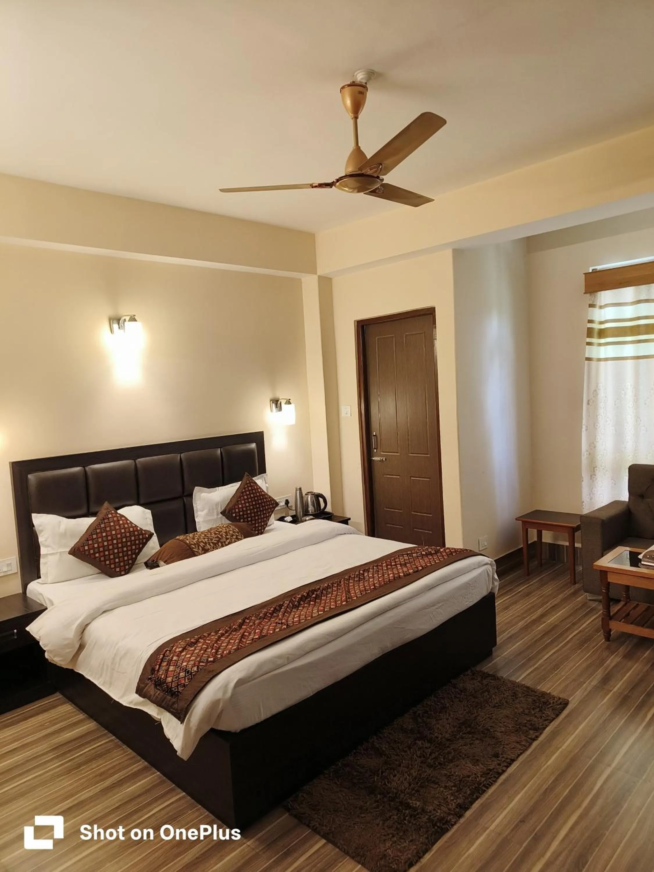Bed in Hotel Shanti Palace