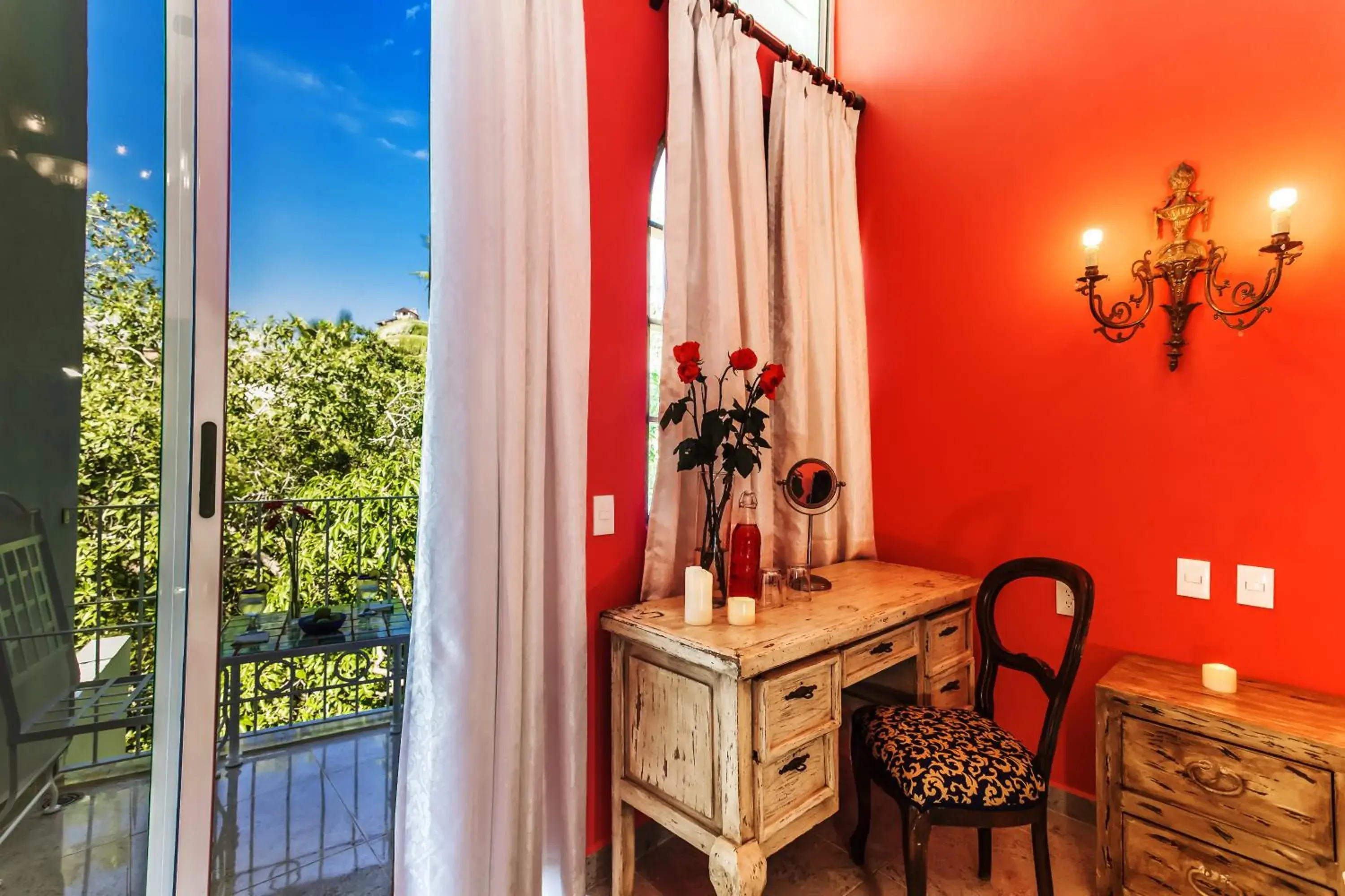 River view in Garlands Del Rio Riverside Boutique Hotel River view in Garlands Del Rio Riverside Boutique Hotel