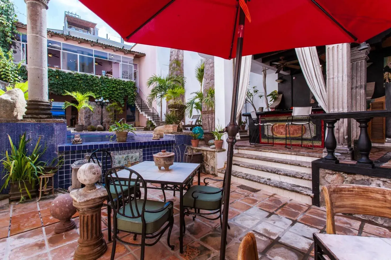 Breakfast in Garlands Del Rio Riverside Boutique Hotel Breakfast in Garlands Del Rio Riverside Boutique Hotel