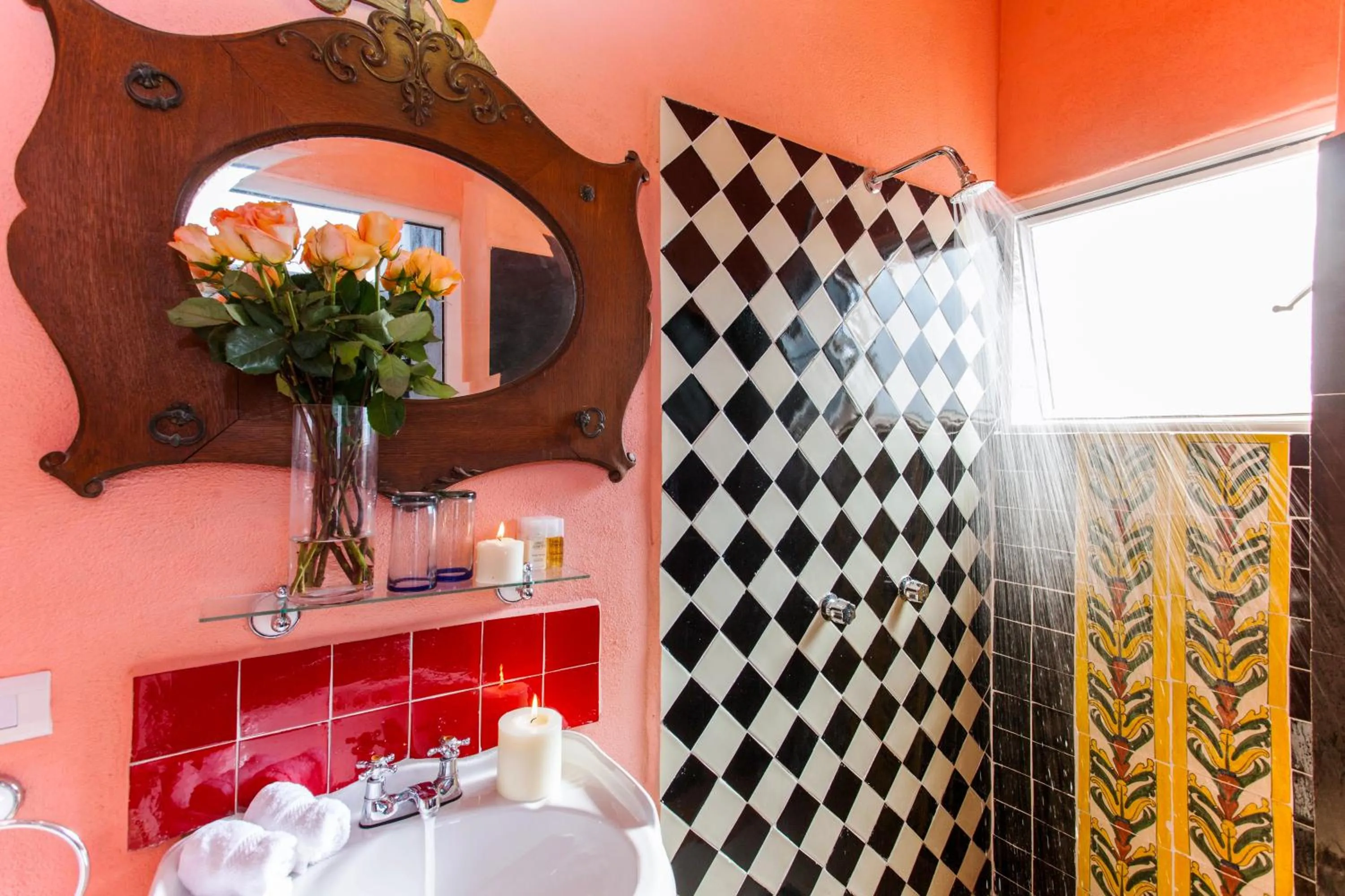Bathroom in Garlands Del Rio Riverside Boutique Hotel