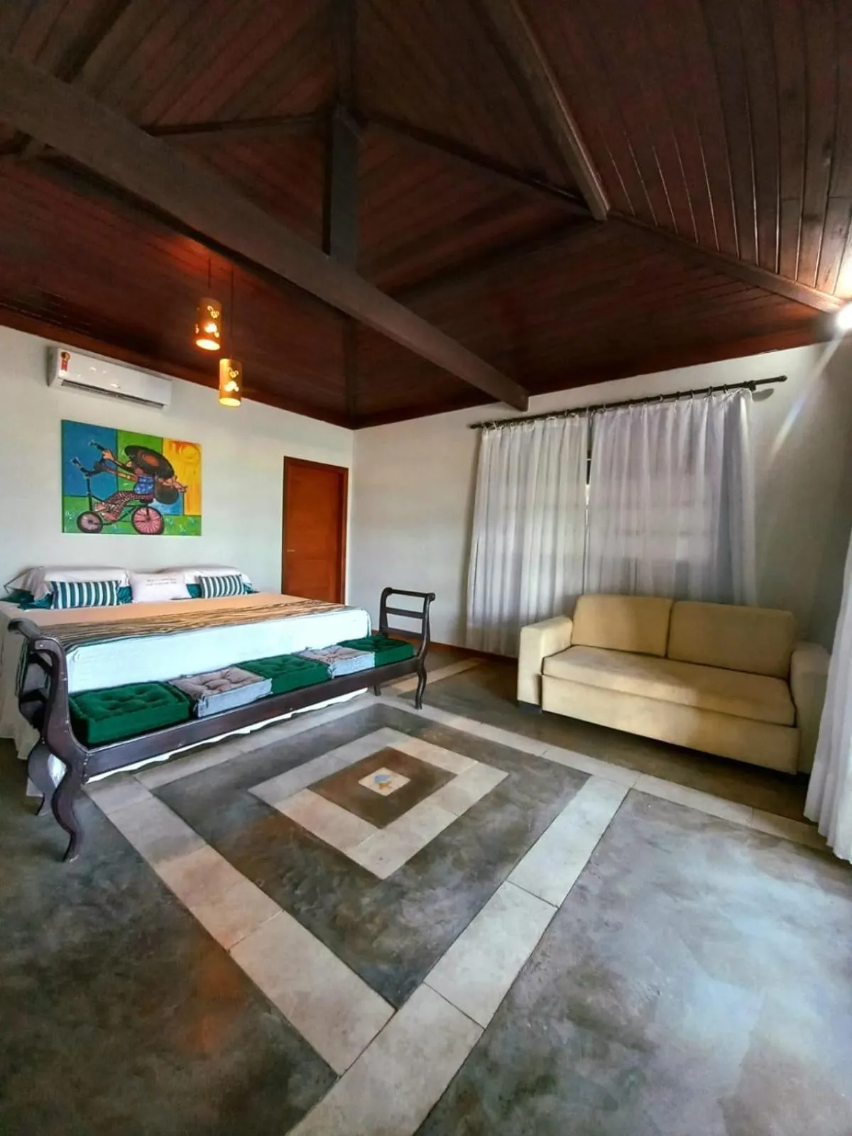 Photo of the whole room, Bed in Pousada Spa dos Amores