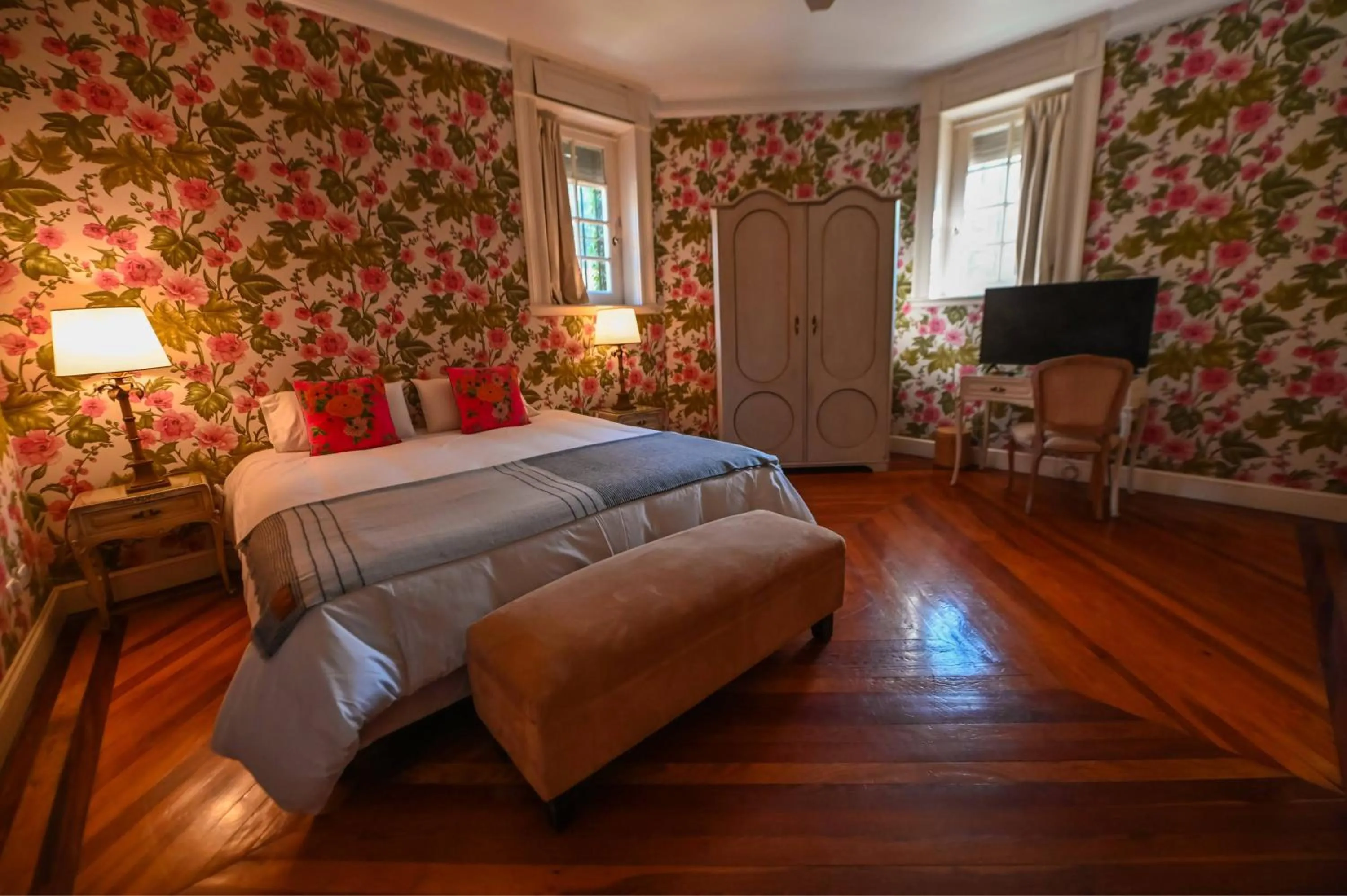 Communal lounge/ TV room, Bed in Estancia Villa Maria