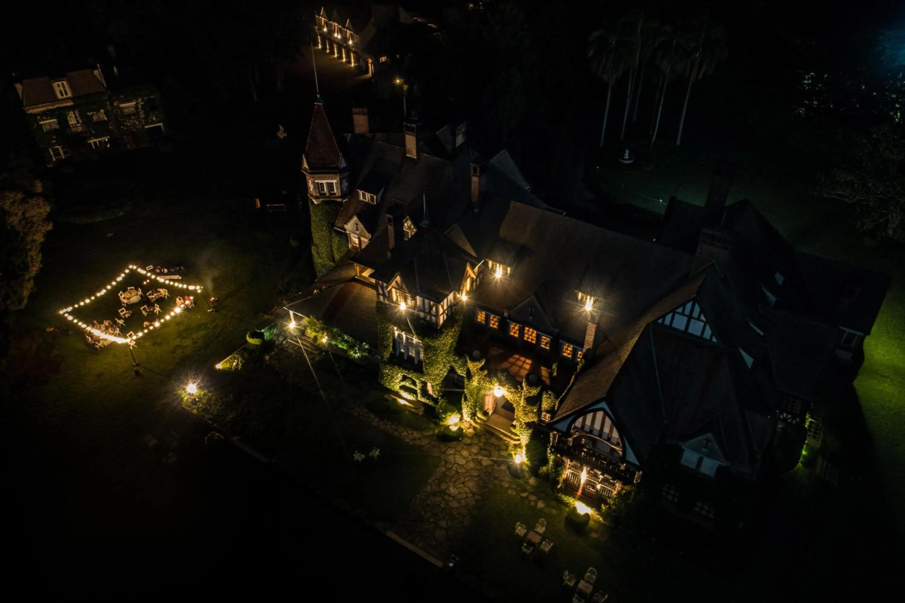 Property building in Estancia Villa Maria