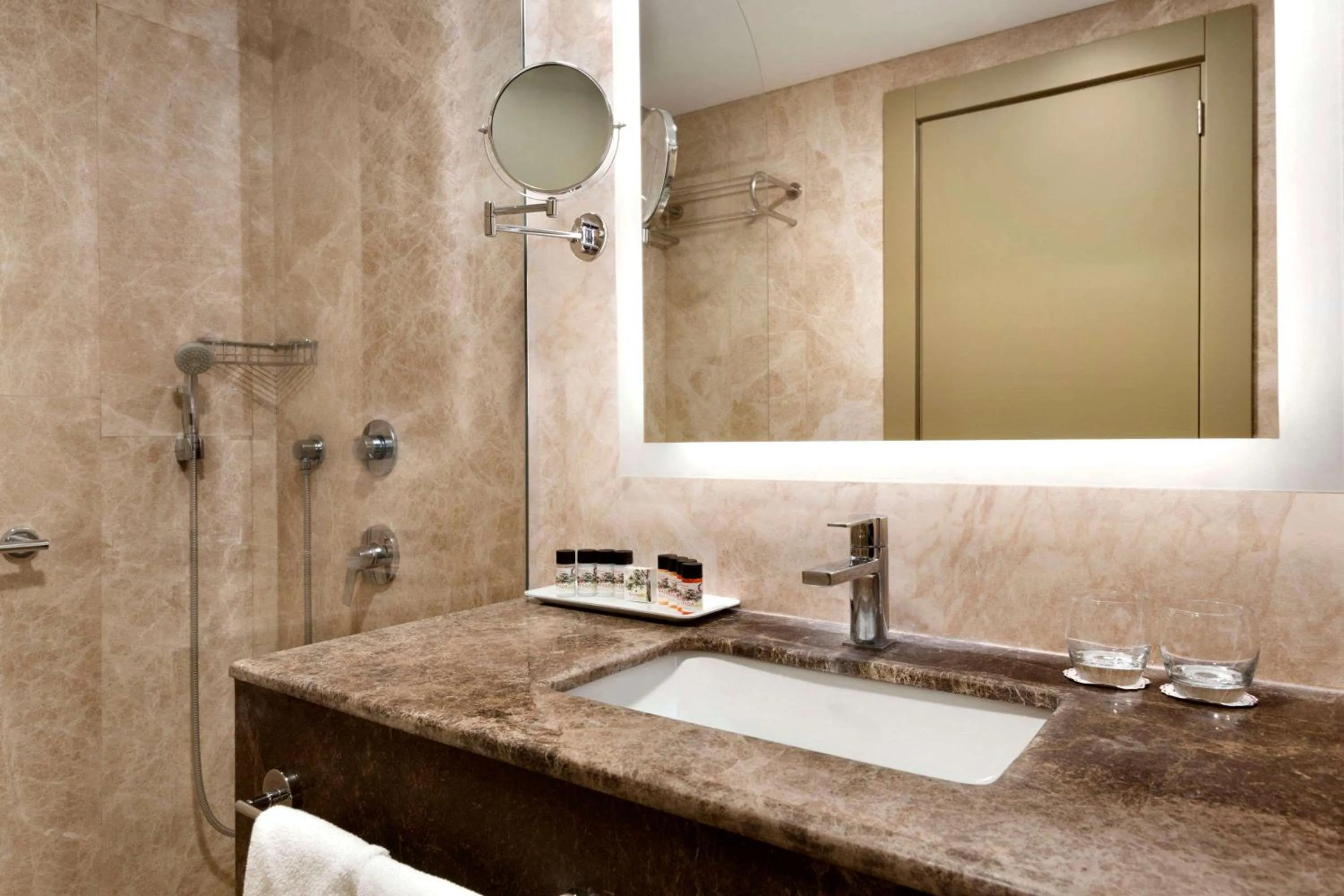 Photo of the whole room in Ramada Resort Kazdağlari Thermal & Spa