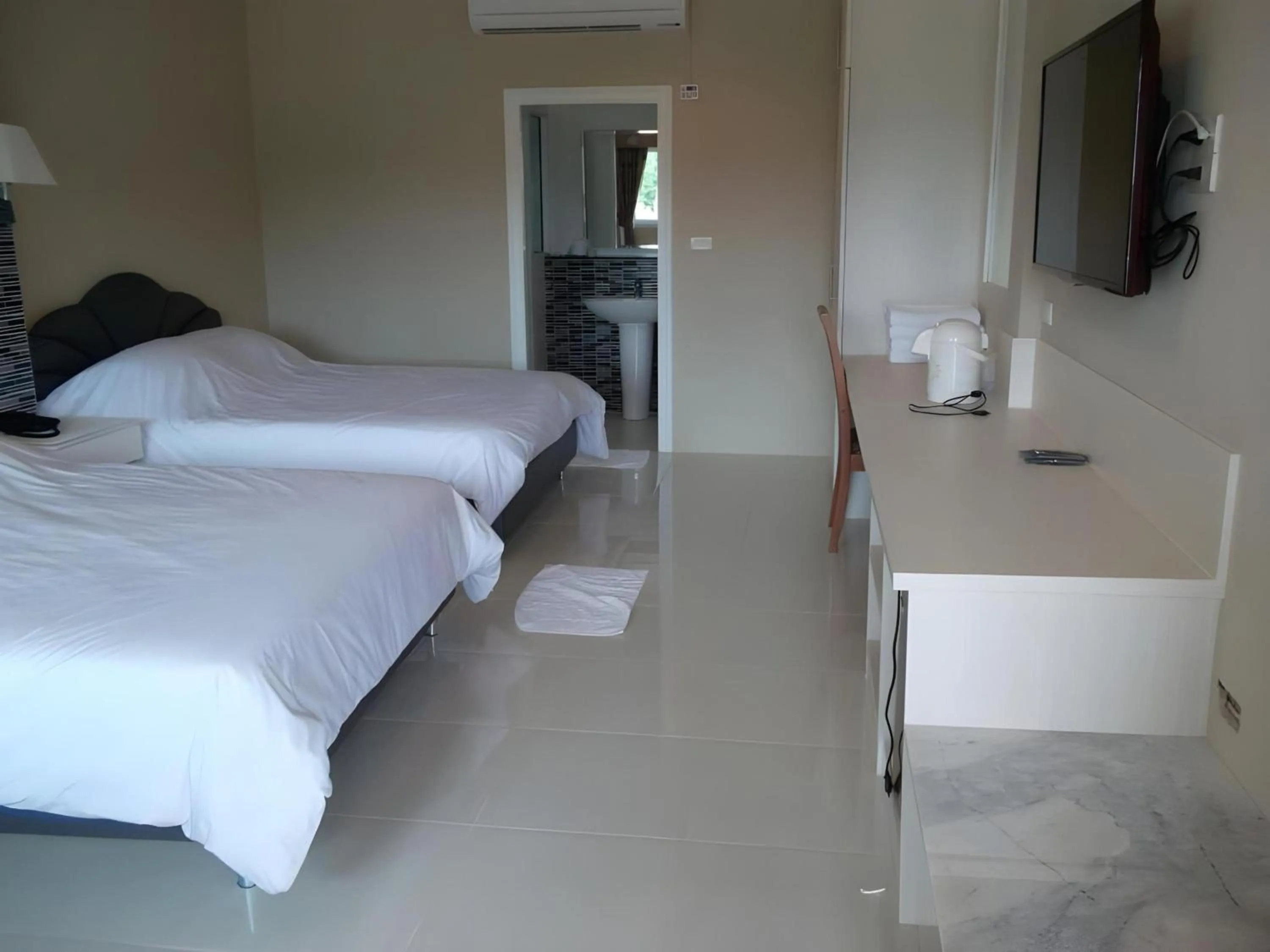 Bed in Pom Pom Residence