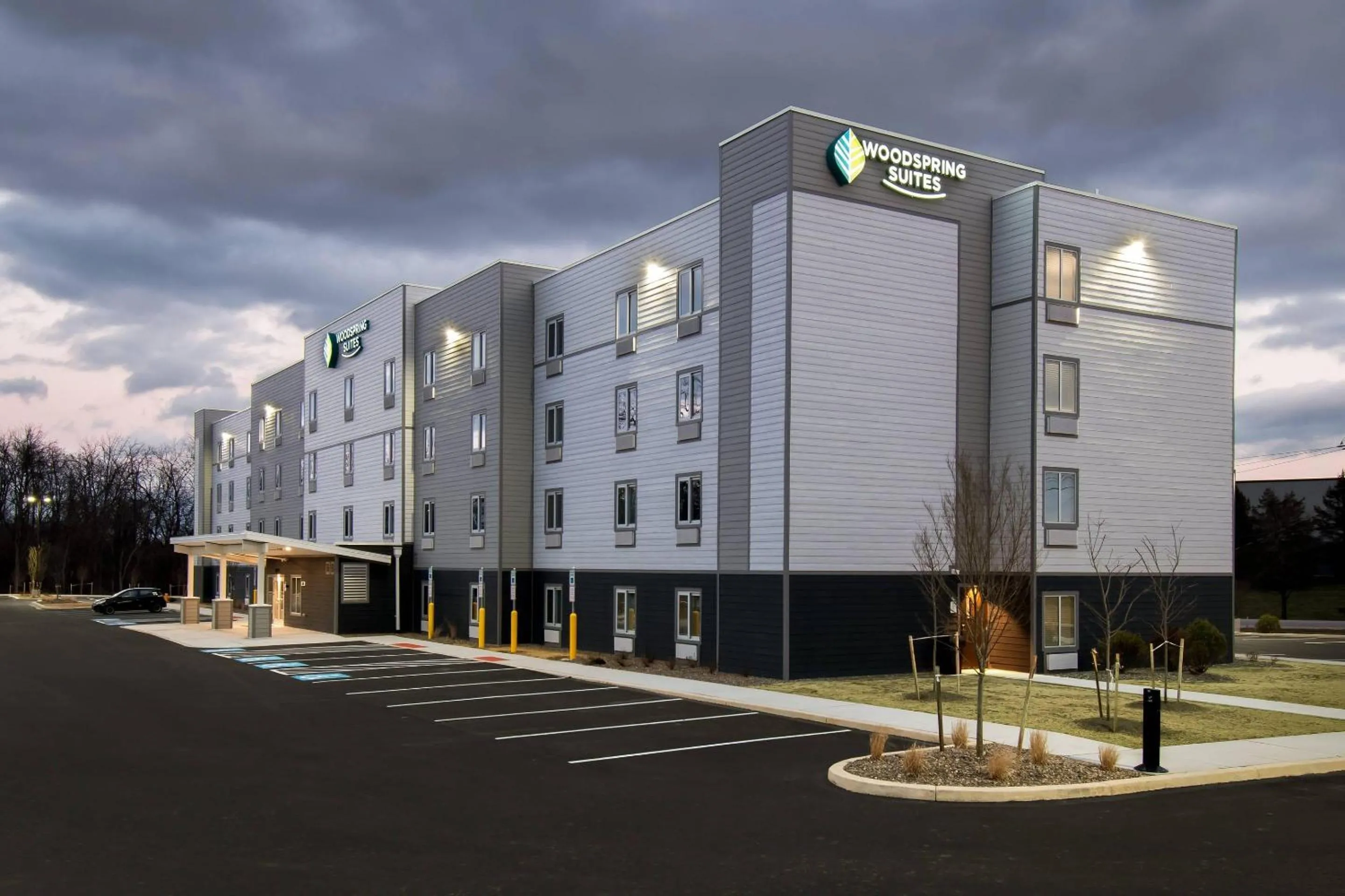 Property building in WoodSpring Suites Harrisburg Carlisle