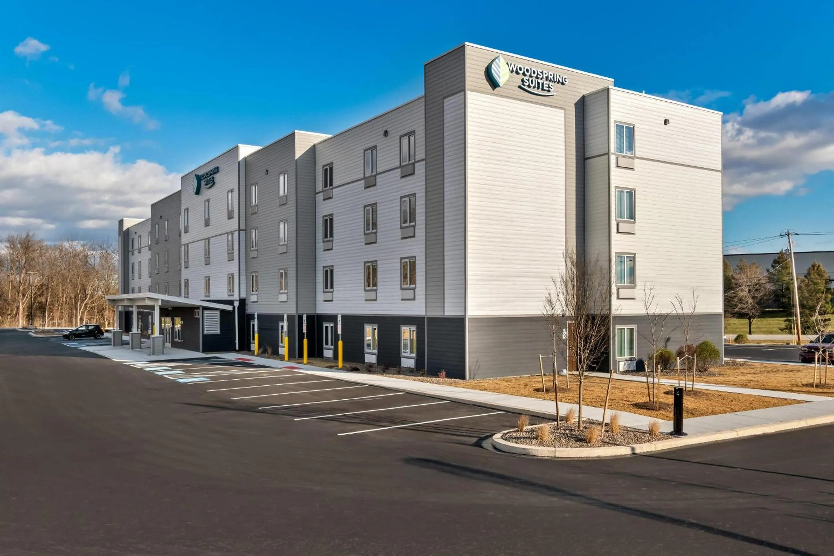 Property building in WoodSpring Suites Harrisburg Carlisle