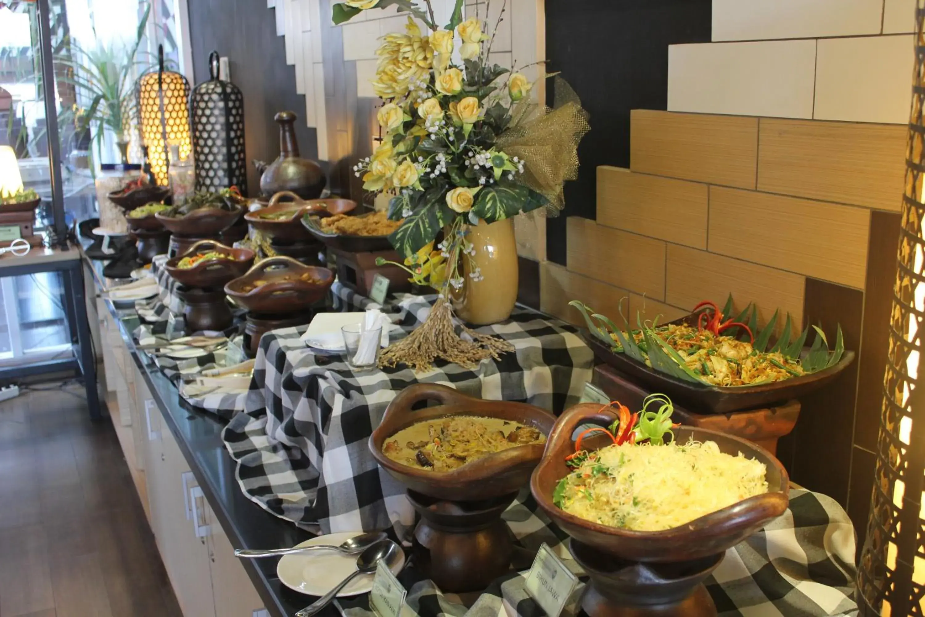 Breakfast, Food in Maxonehotels At Tidar Surabaya