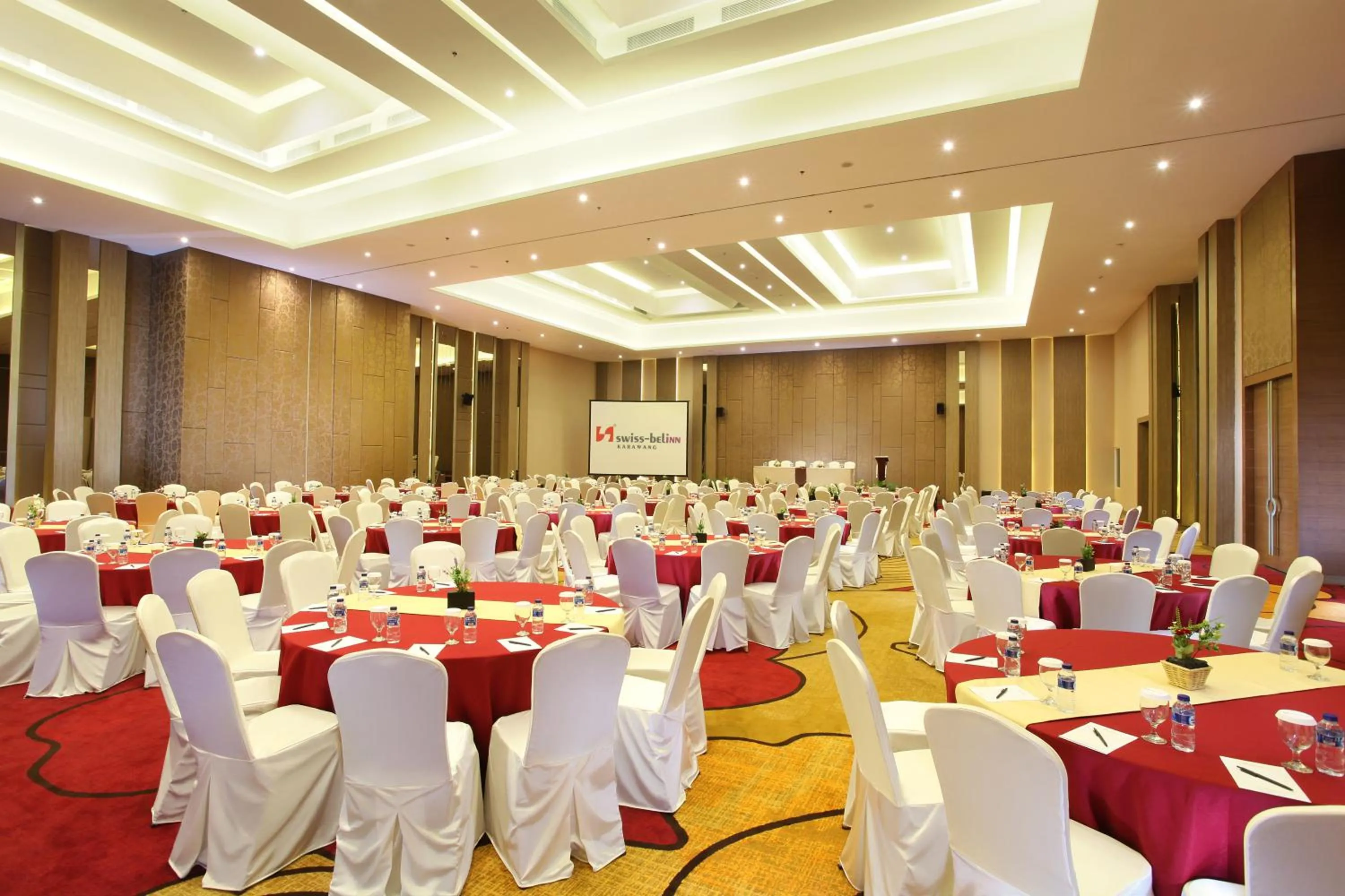 Banquet/Function facilities in Swiss-Belinn Karawang