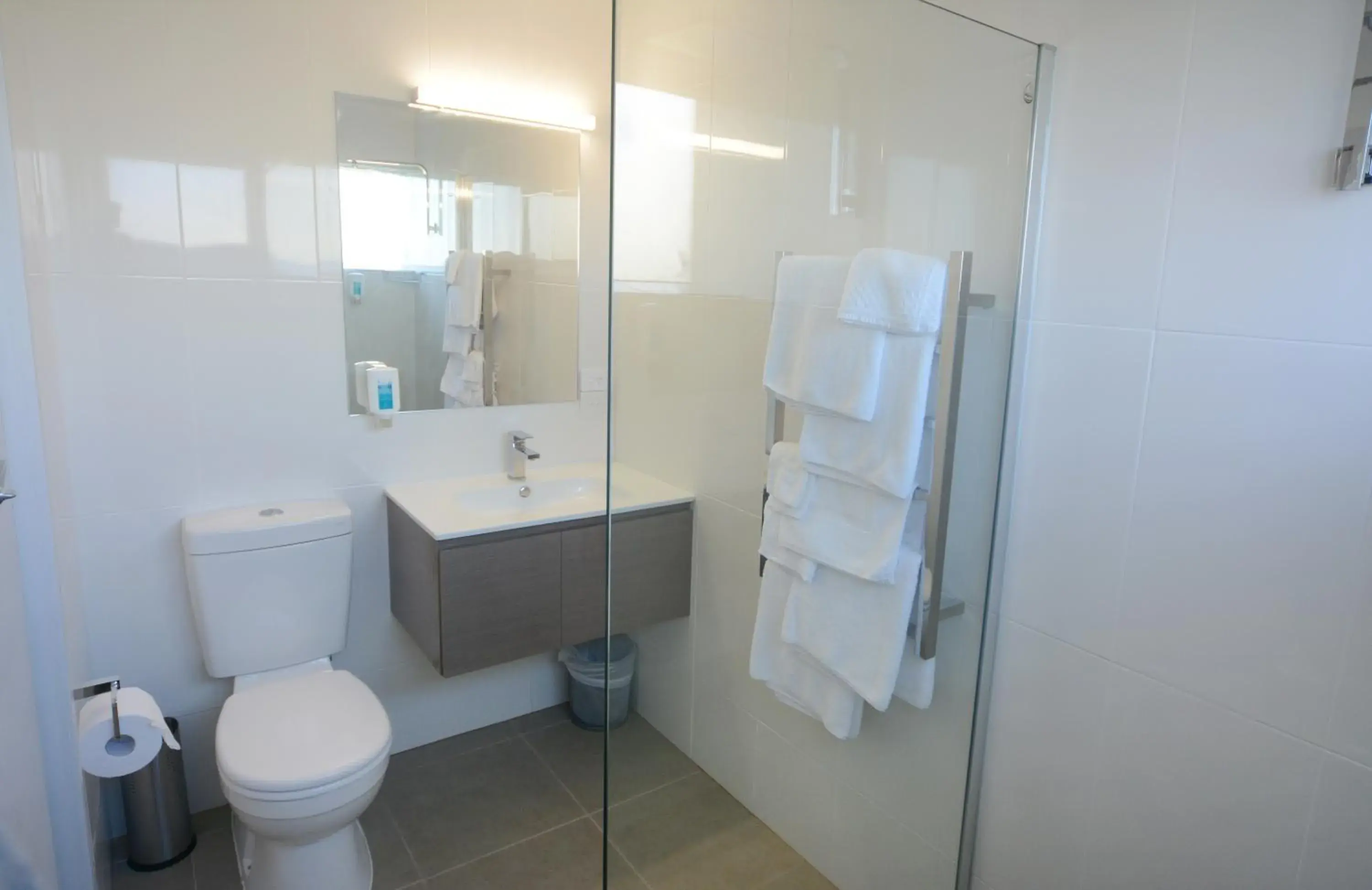 Superior Queen Room with Ensuite in Bridge Hotel Superior Queen Room with Ensuite in Bridge Hotel