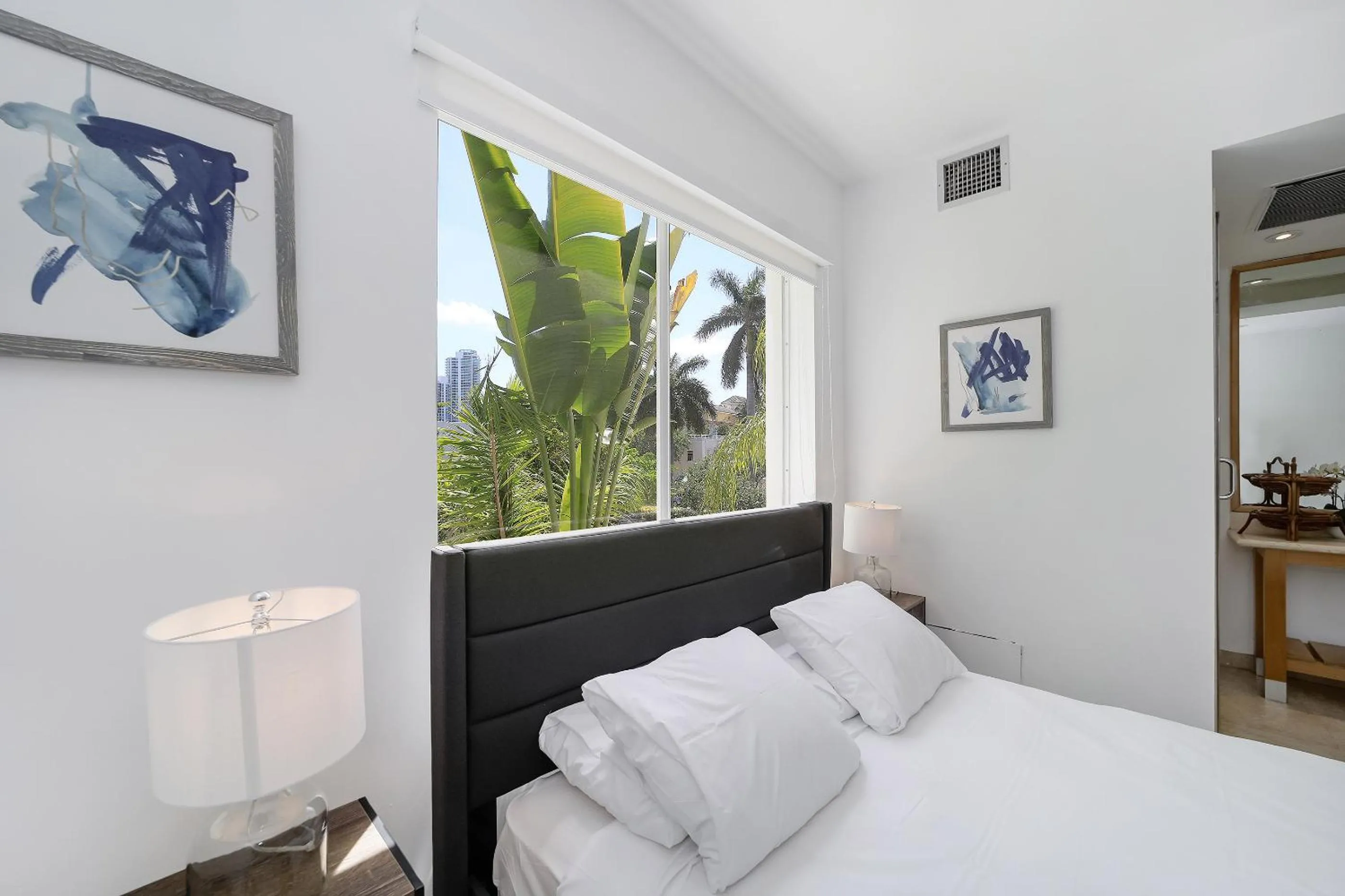 Standard Queen Room (Self-Check-in) in St Augustine Hotel By At Mine Hospitality