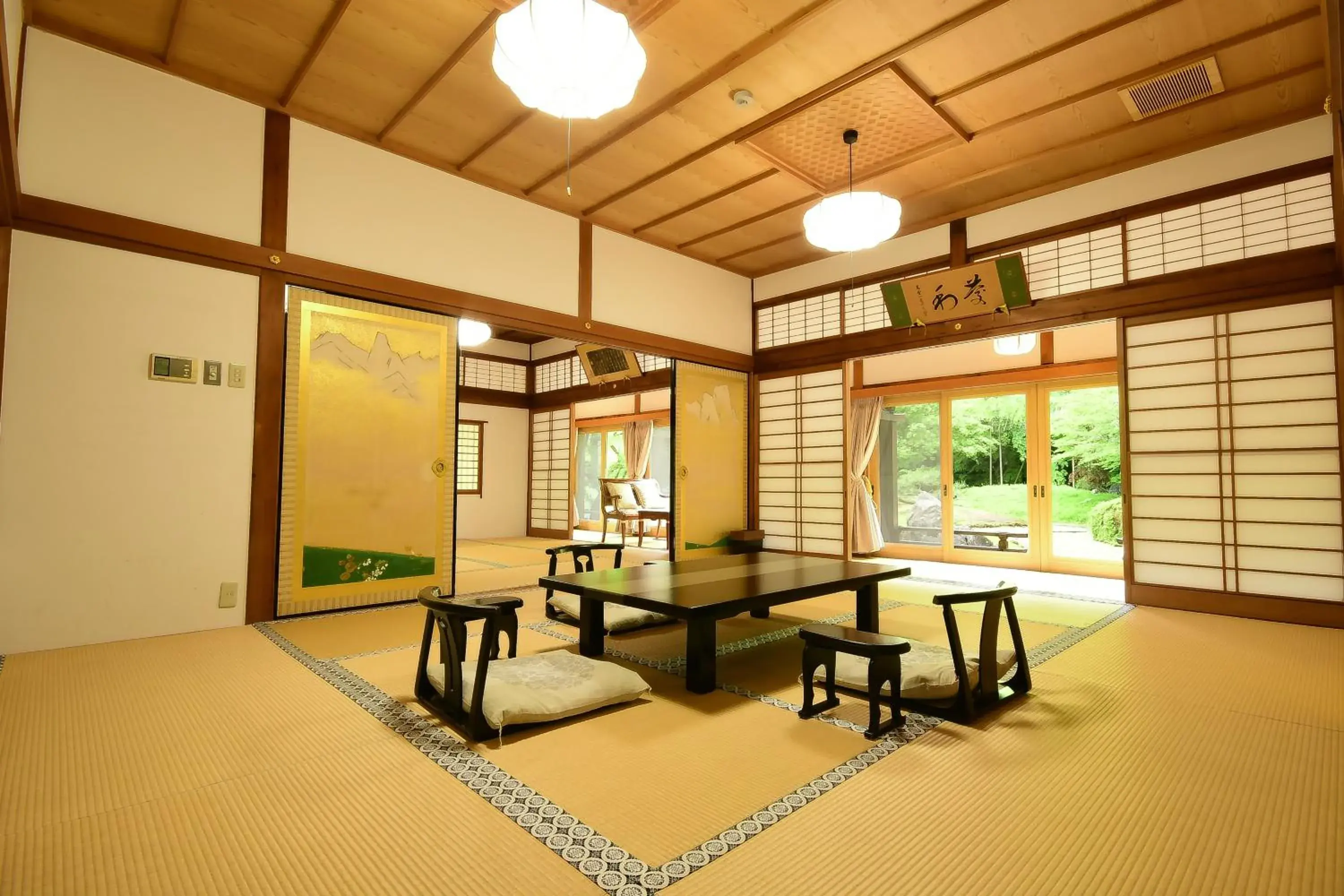 Photo of the whole room in 高野山 宿坊 総持院 -Koyasan Shukubo Sojiin- Photo of the whole room in 高野山 宿坊 総持院 -Koyasan Shukubo Sojiin-