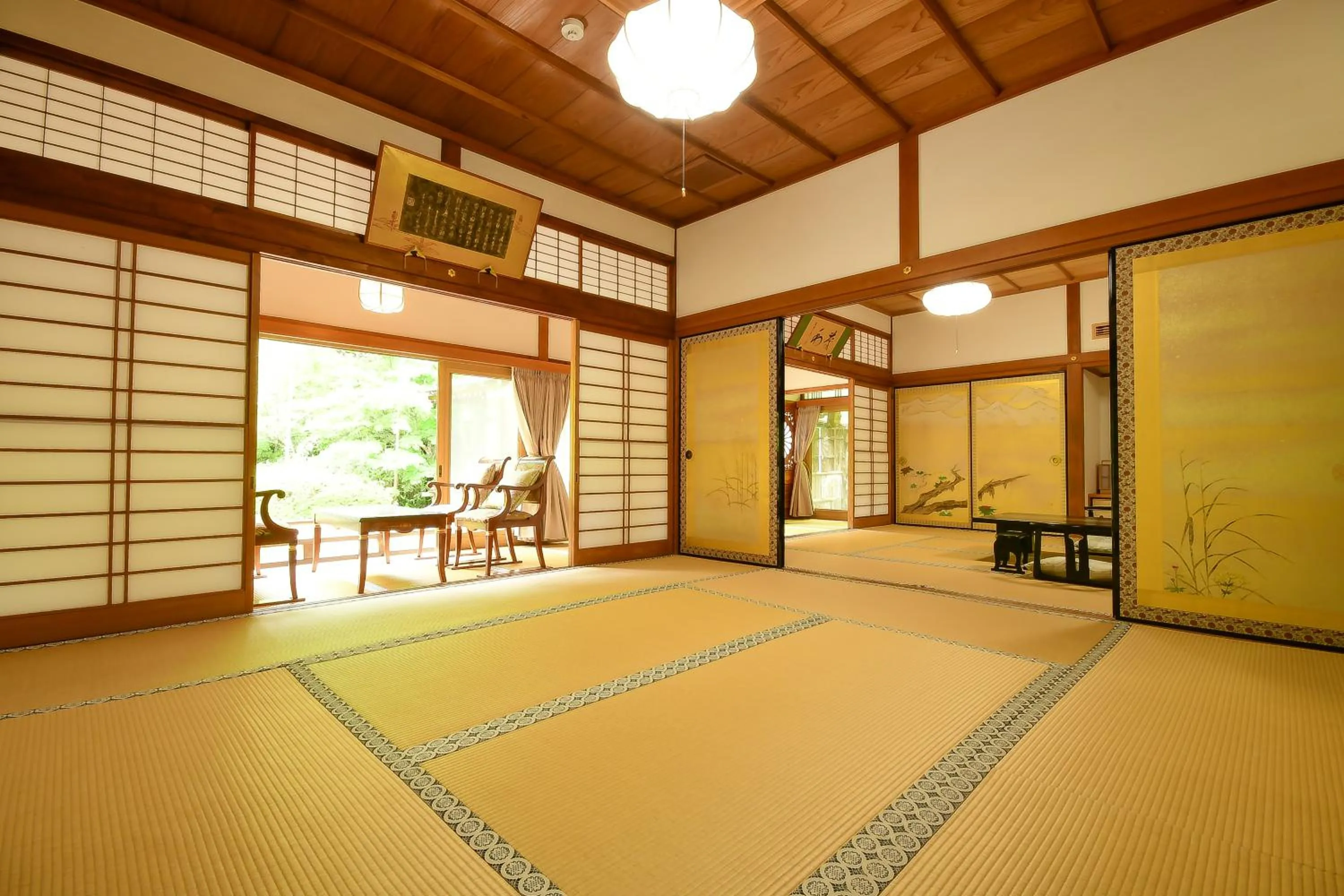Photo of the whole room in 高野山 宿坊 総持院 -Koyasan Shukubo Sojiin-