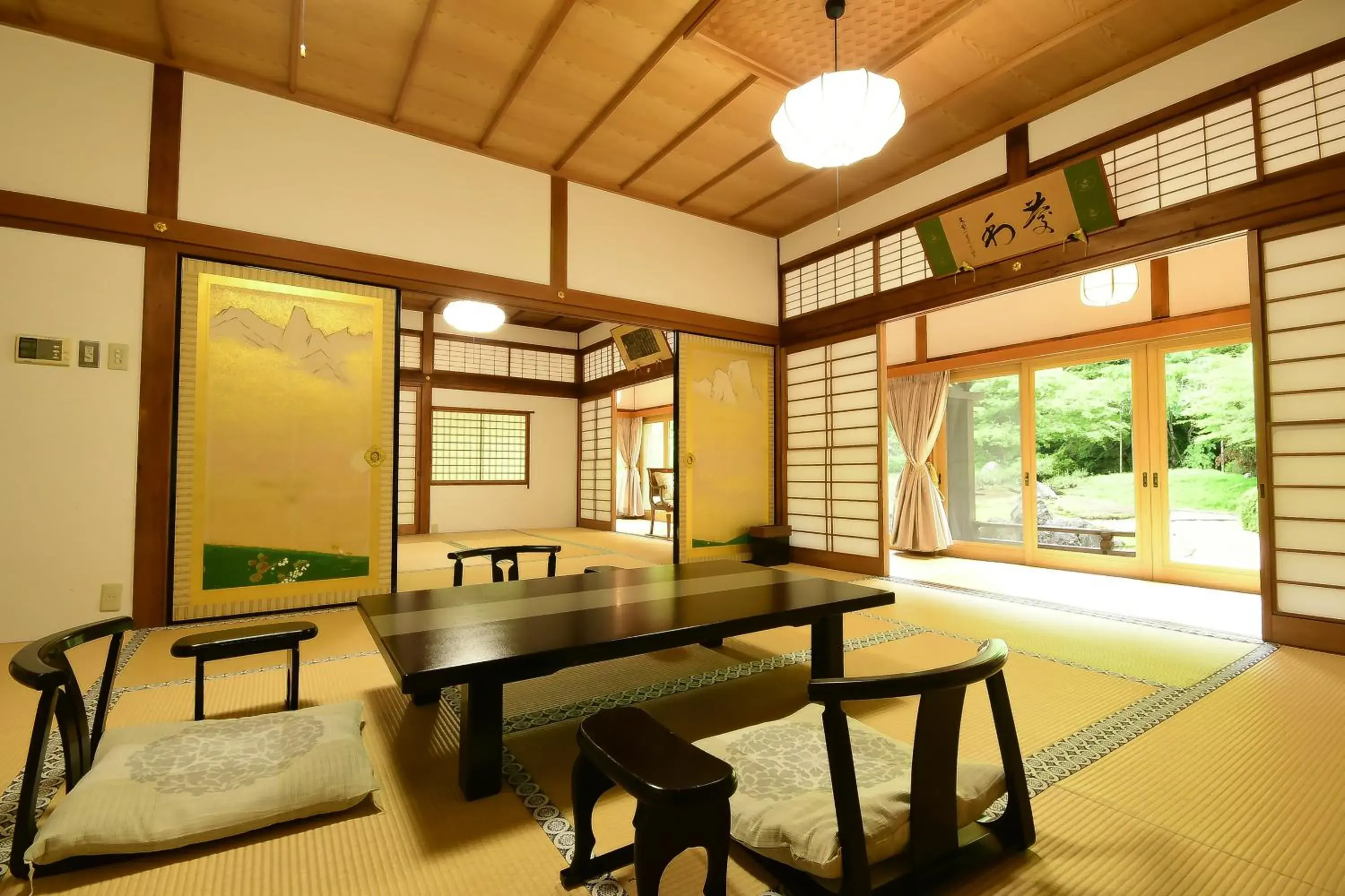 Photo of the whole room in 高野山 宿坊 総持院 -Koyasan Shukubo Sojiin- Photo of the whole room in 高野山 宿坊 総持院 -Koyasan Shukubo Sojiin-